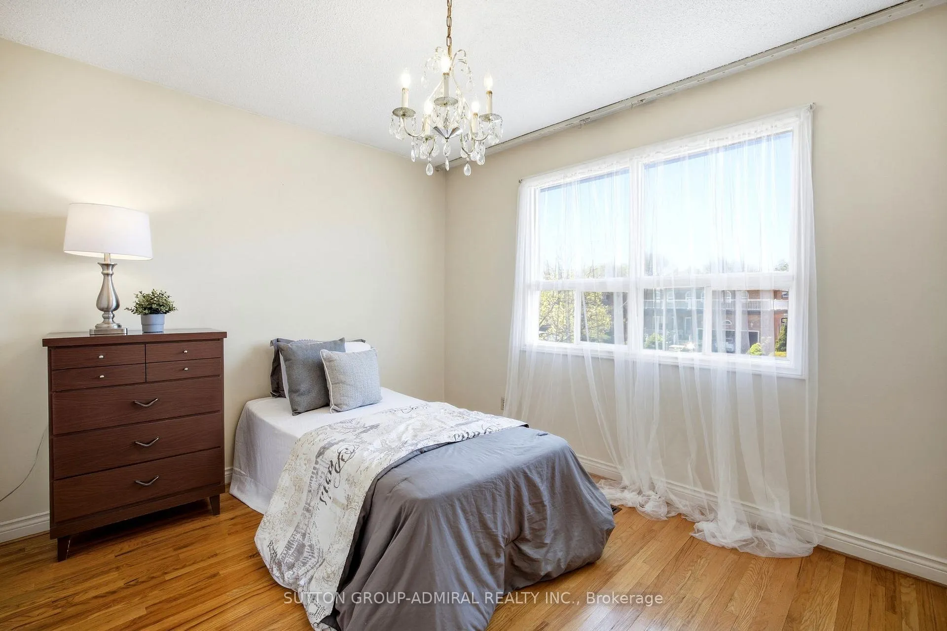 Photo 24 of 108 Benjamin Drive, Vaughan, East Woodbridge — HOMEH