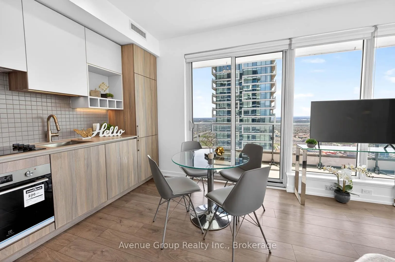Photo 8 of Unit 5312, 950 Portage Parkway, Vaughan, Vaughan Corporate Centre — HOMEH