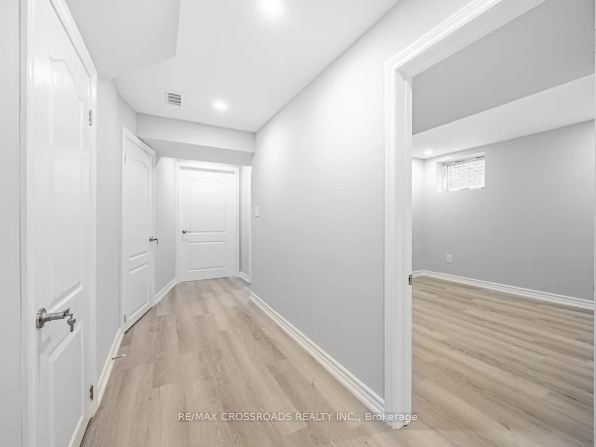 Photo 6 of 59 Bonnydon Crescent, Scarborough, Rouge — HOMEH