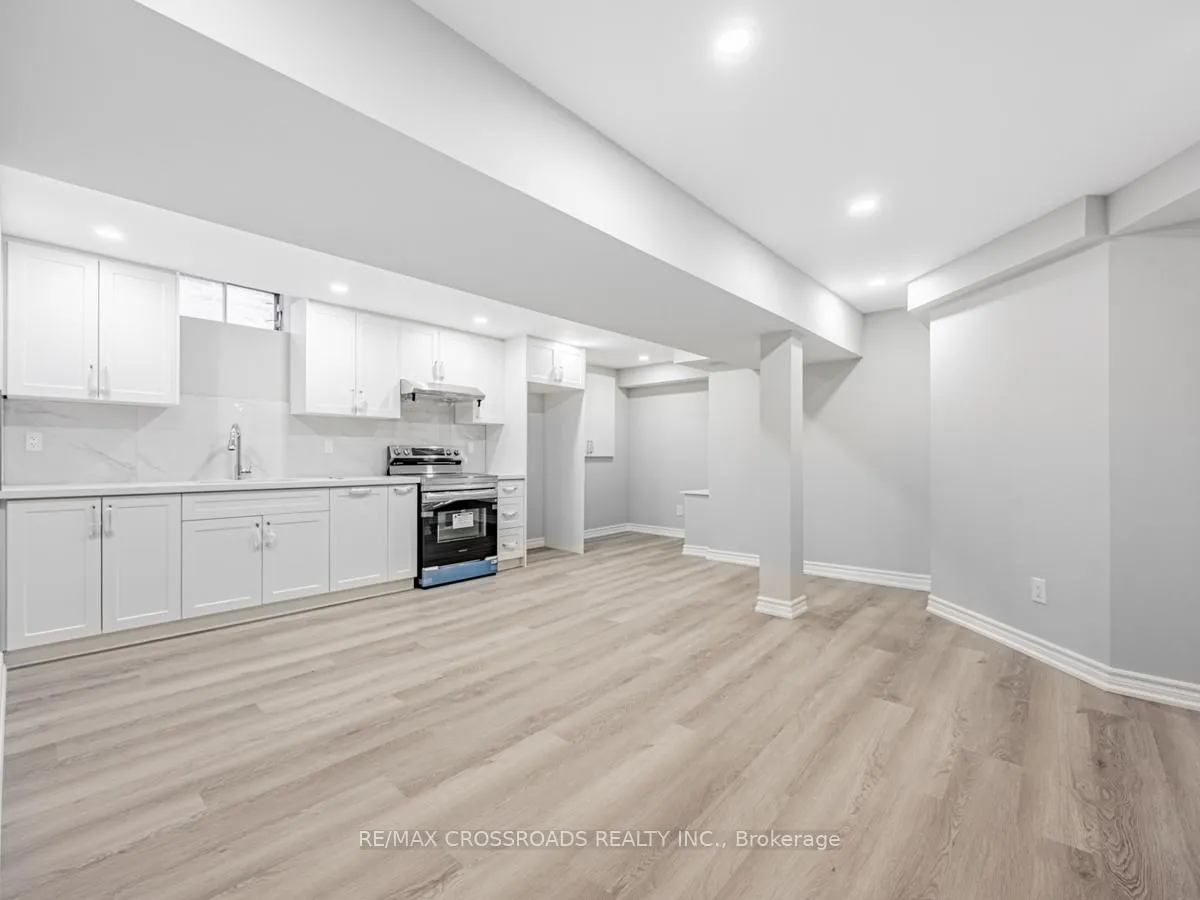 Photo 7 of 59 Bonnydon Crescent, Scarborough, Rouge — HOMEH