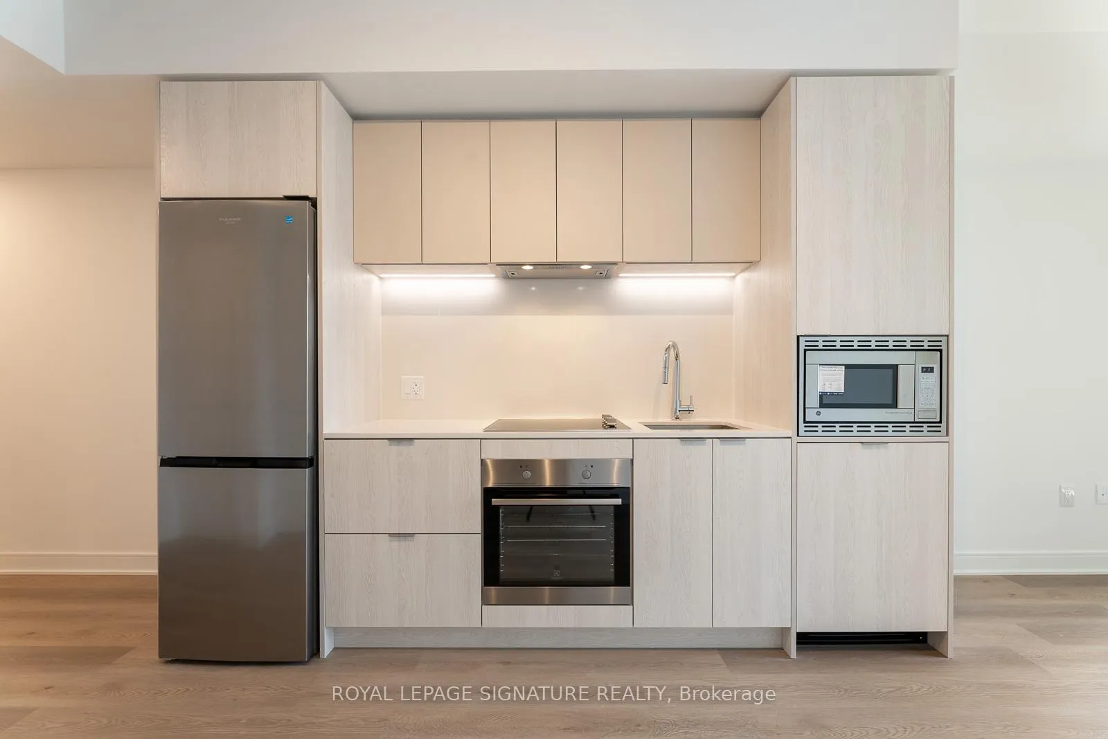 Photo 5 of Unit 526, 86 Dundas Street E, Mississauga, Cooksville — HOMEH
