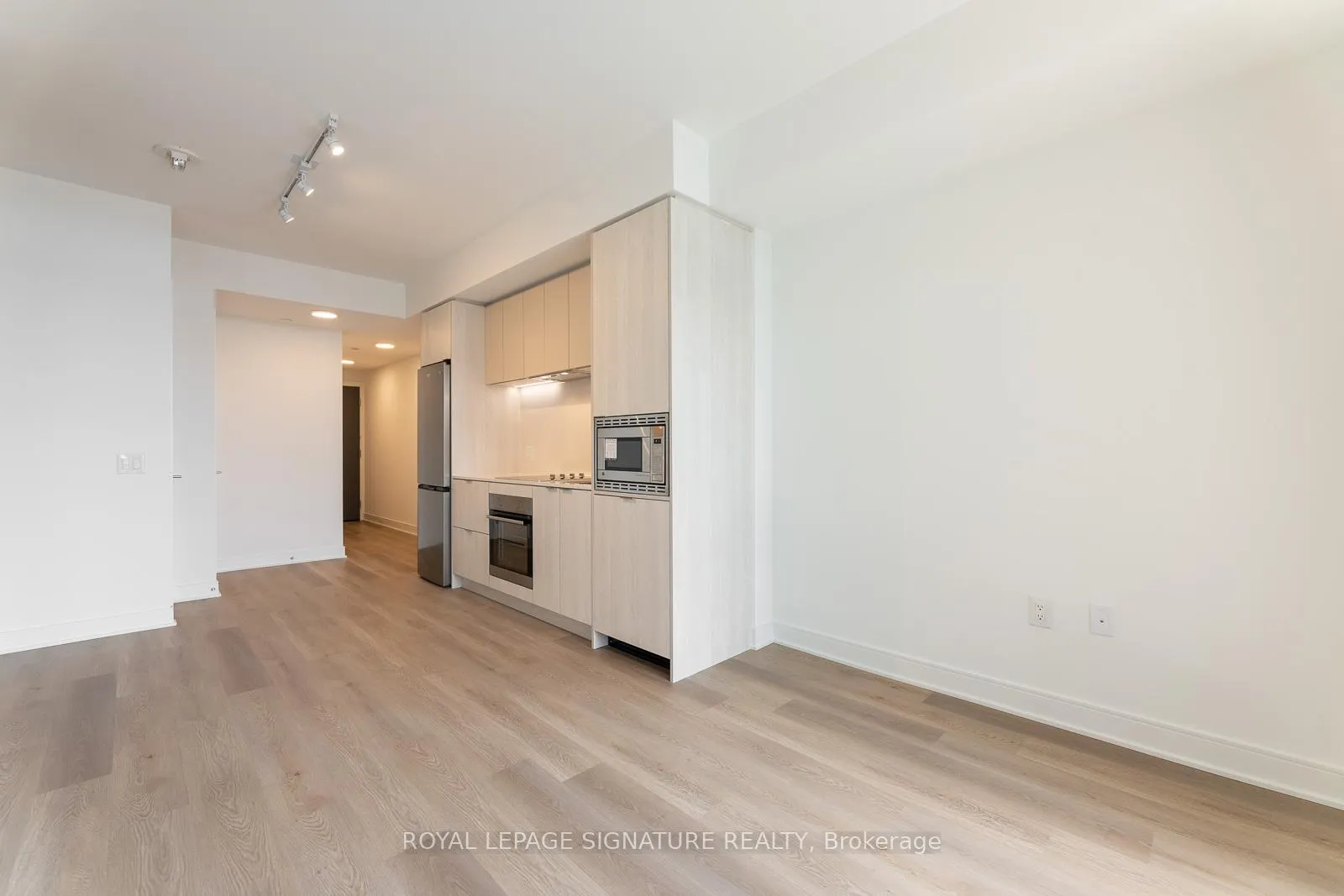Photo 7 of Unit 526, 86 Dundas Street E, Mississauga, Cooksville — HOMEH