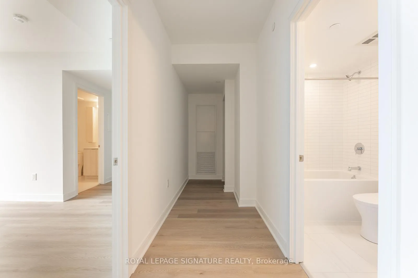 Photo 12 of Unit 526, 86 Dundas Street E, Mississauga, Cooksville — HOMEH