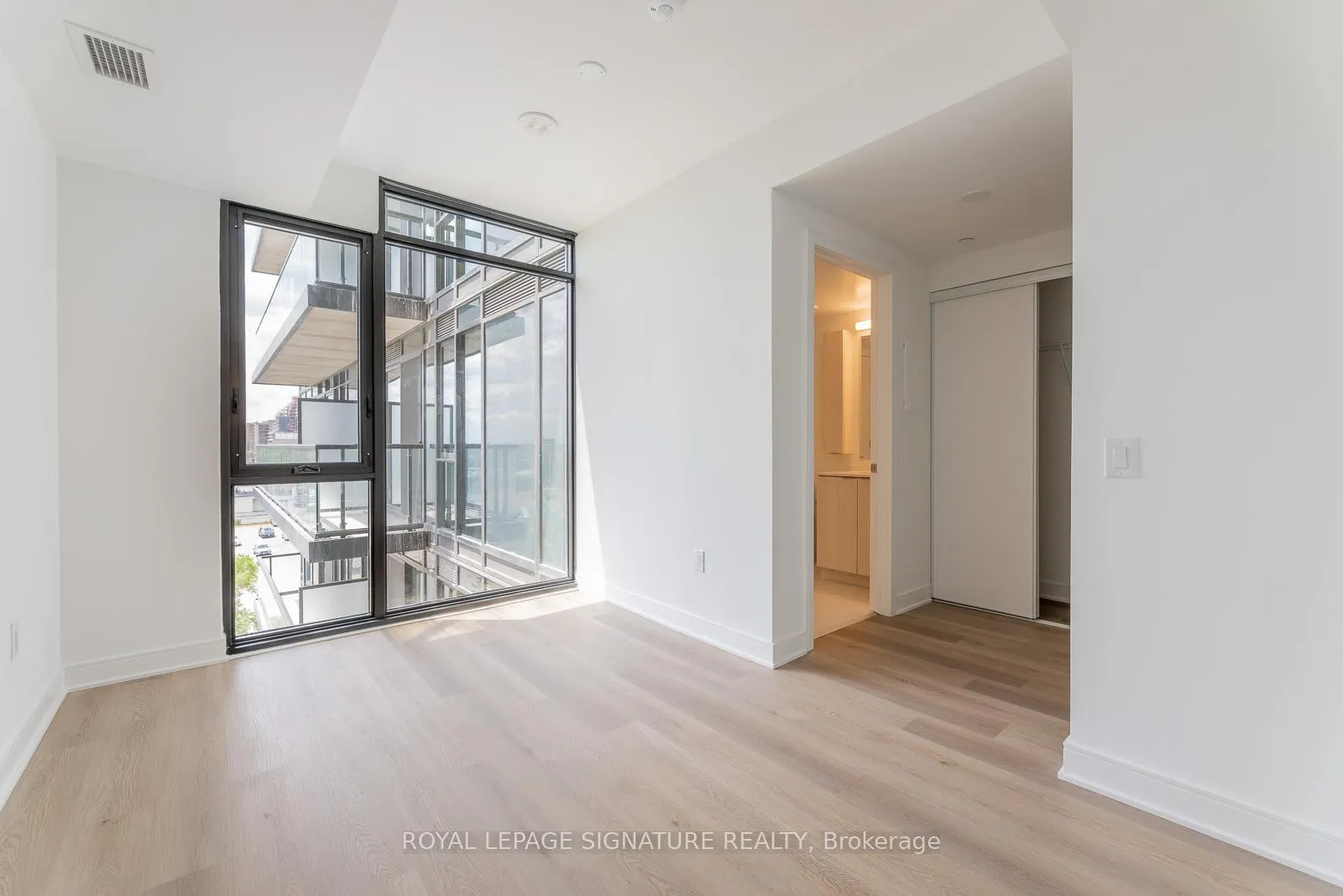 Photo 16 of Unit 526, 86 Dundas Street E, Mississauga, Cooksville — HOMEH