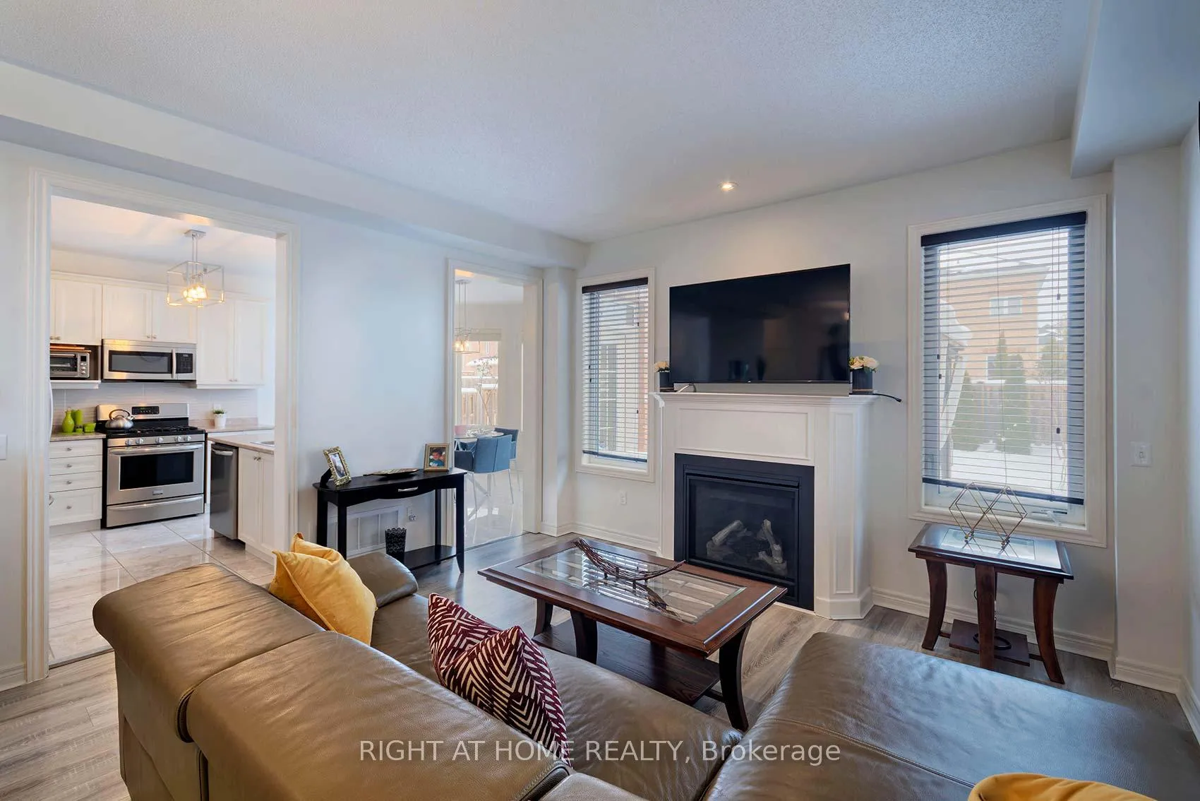 Photo 10 of 4437 Saw Mill Drive, Niagara Falls, Lyons Creek — HOMEH
