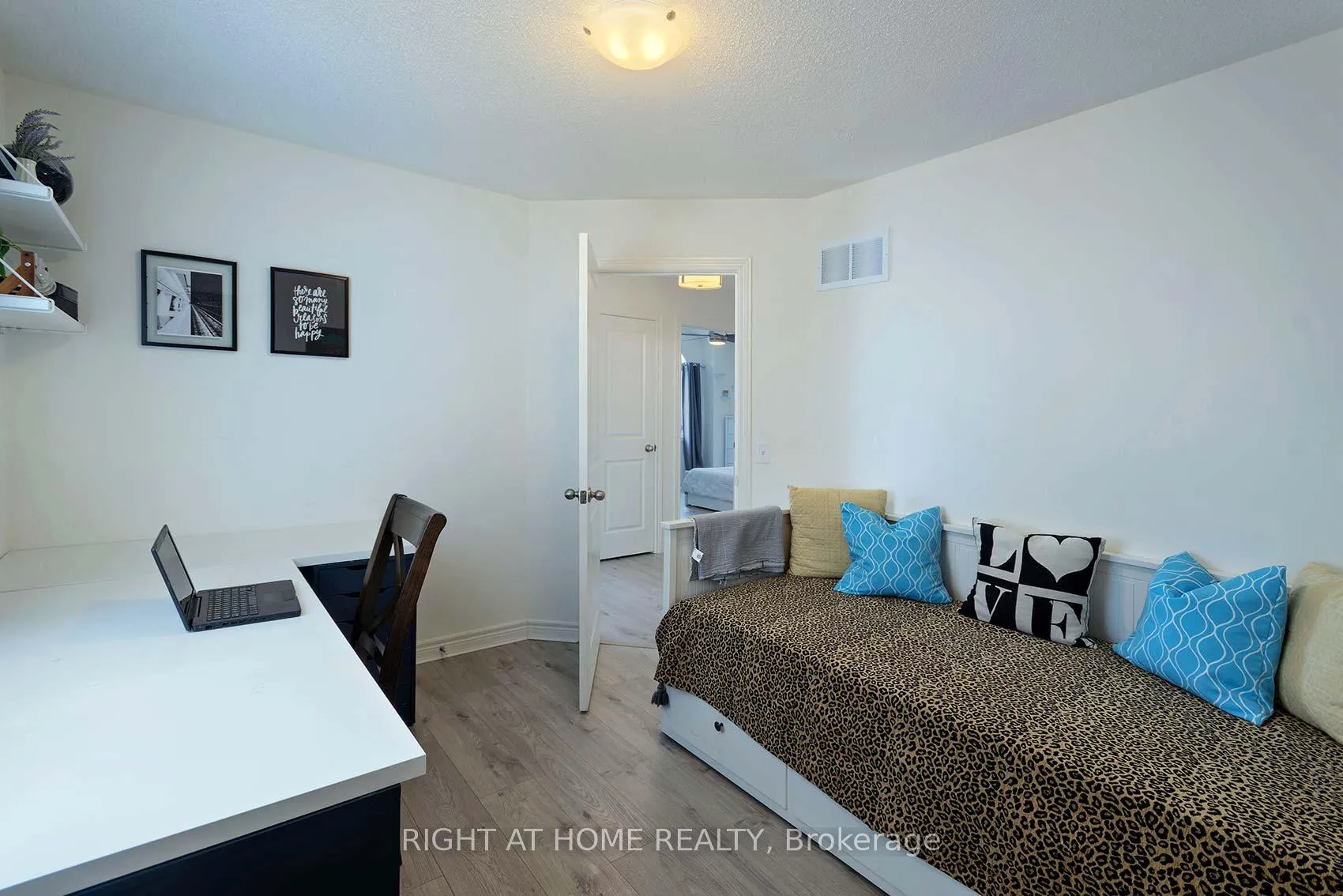 Photo 31 of 4437 Saw Mill Drive, Niagara Falls, Lyons Creek — HOMEH