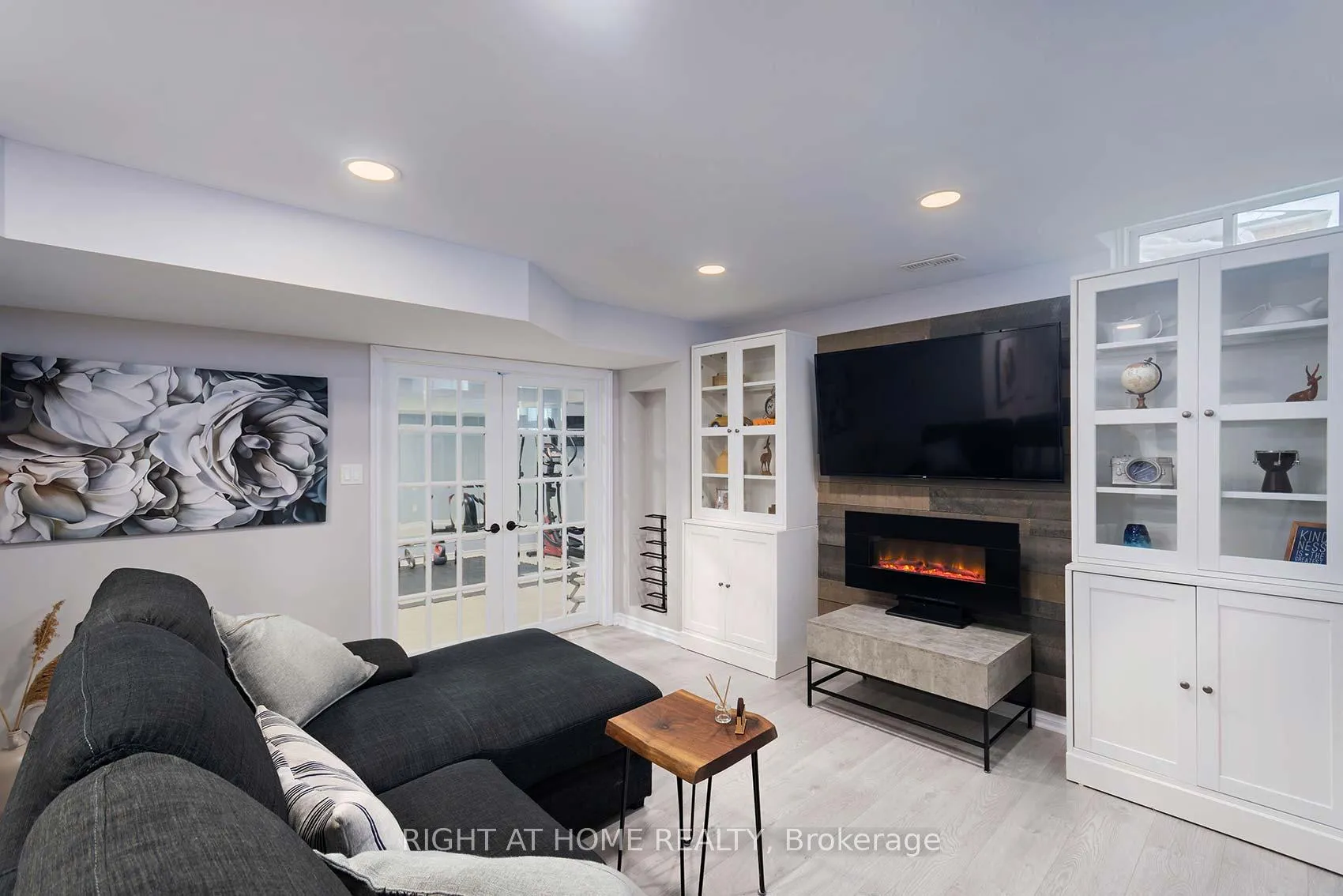 Photo 34 of 4437 Saw Mill Drive, Niagara Falls, Lyons Creek — HOMEH