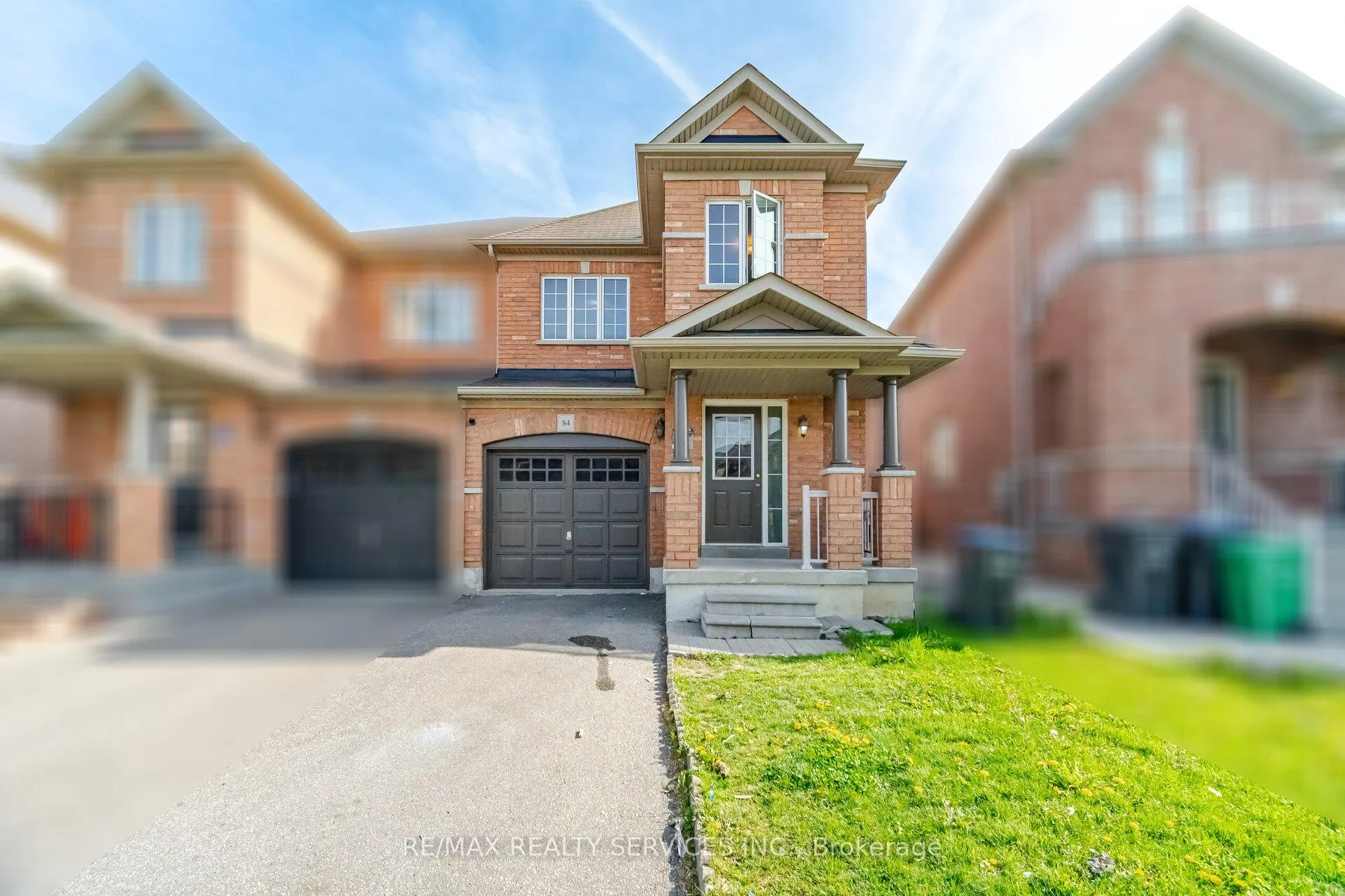 Photo 4 of 84 Pomell Trail, Brampton, Bram East — HOMEH
