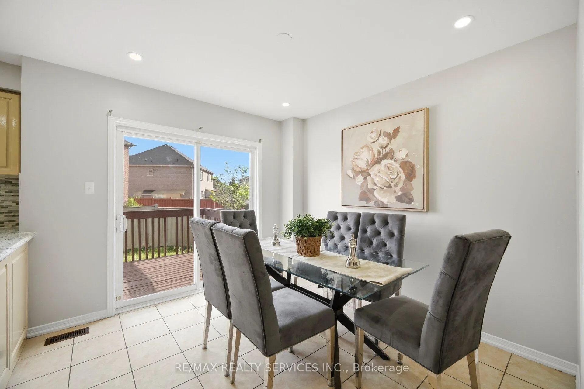 Photo 14 of 84 Pomell Trail, Brampton, Bram East — HOMEH