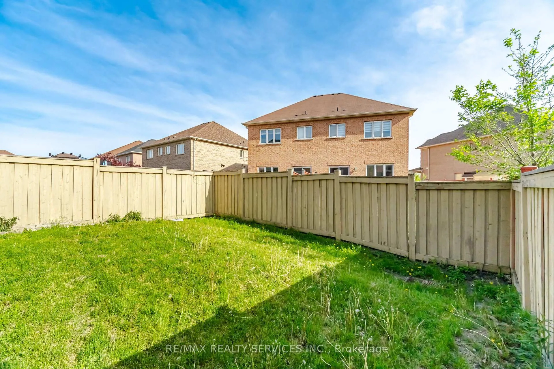 Photo 38 of 84 Pomell Trail, Brampton, Bram East — HOMEH