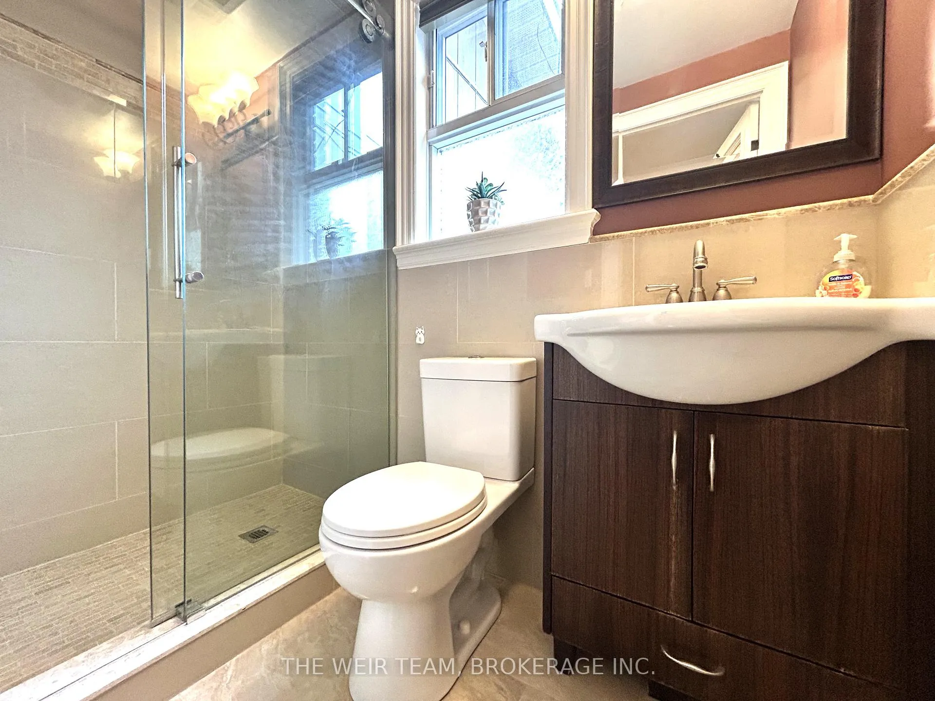 Photo 11 of Unit Main & 2nd Floor, 92 Highfield Road, Toronto, Greenwood-Coxwell — HOMEH