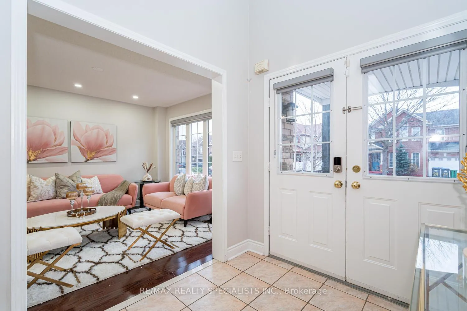 Photo 6 of 30 Bowsfield Drive, Brampton, Vales of Castlemore — HOMEH