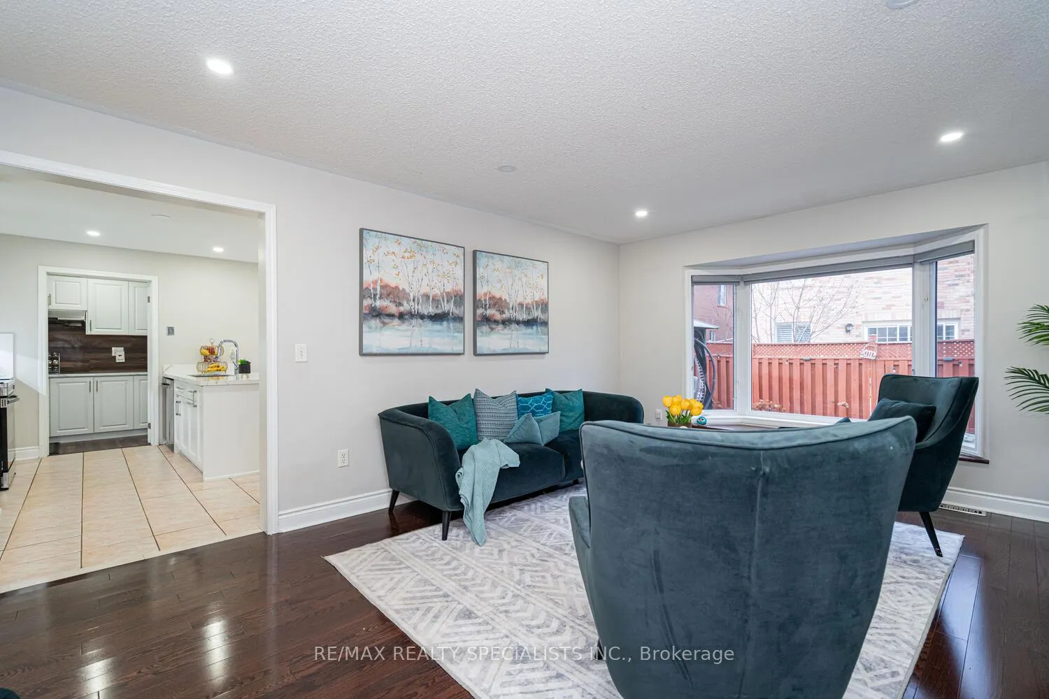 Photo 17 of 30 Bowsfield Drive, Brampton, Vales of Castlemore — HOMEH