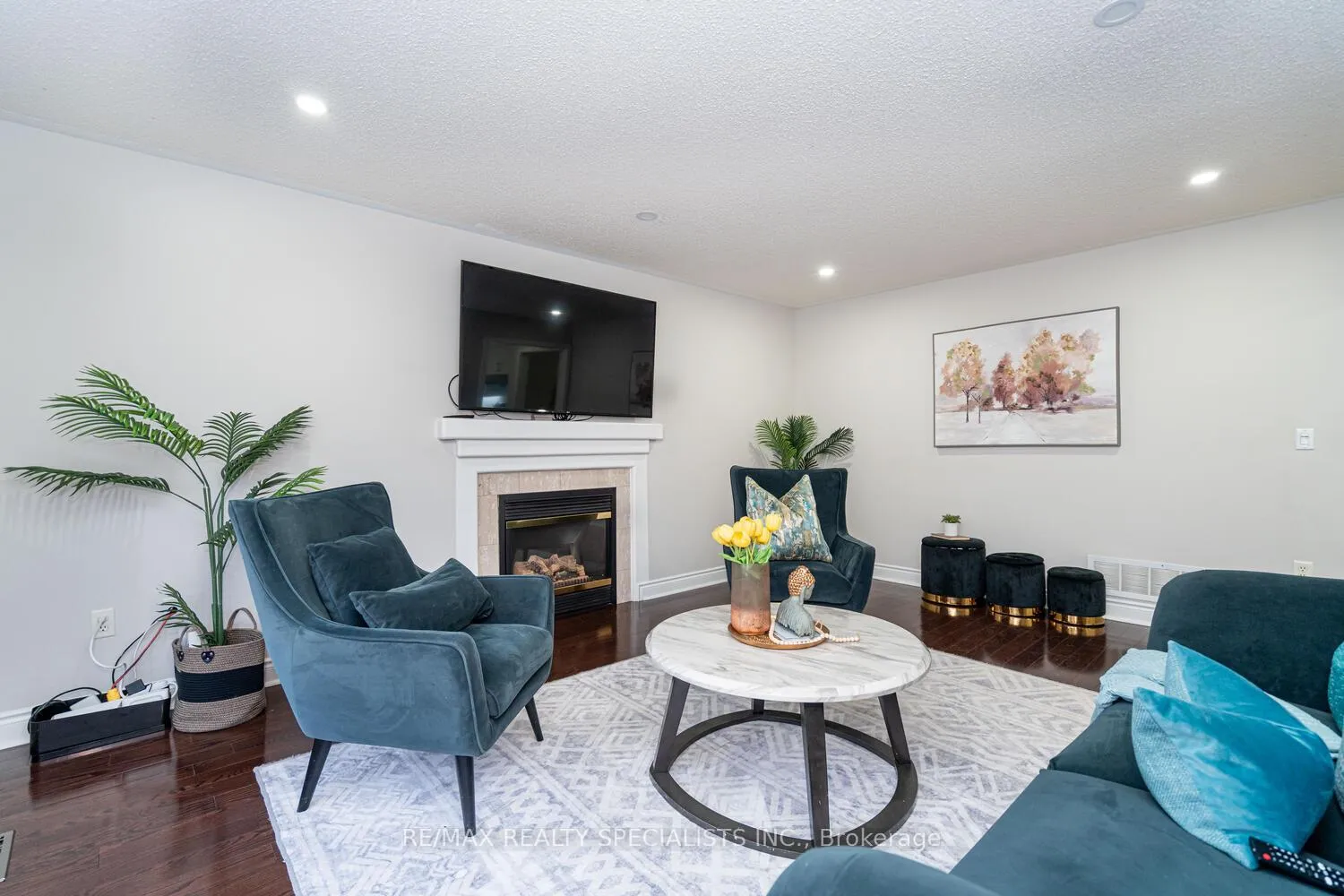 Photo 18 of 30 Bowsfield Drive, Brampton, Vales of Castlemore — HOMEH