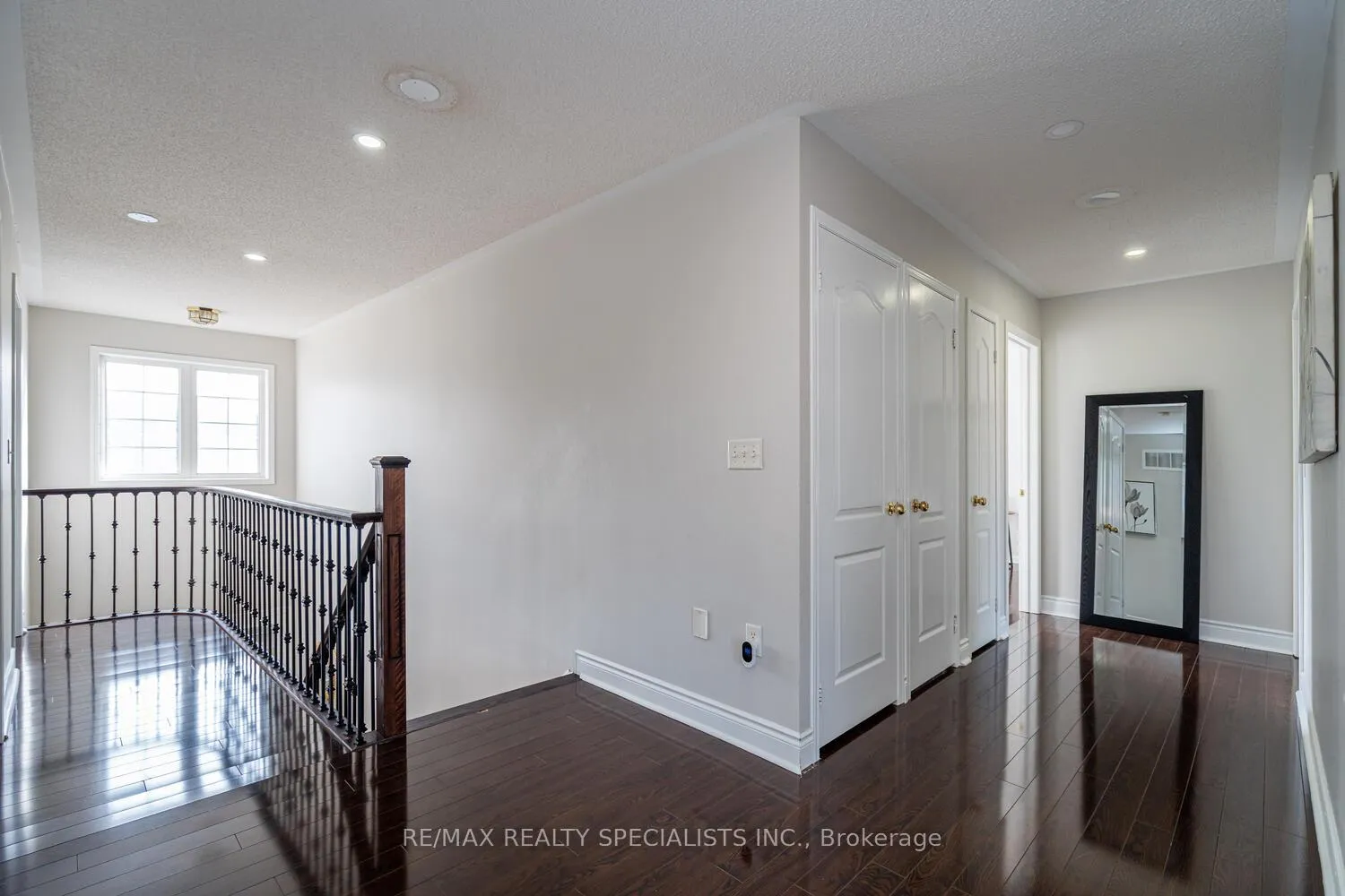 Photo 26 of 30 Bowsfield Drive, Brampton, Vales of Castlemore — HOMEH