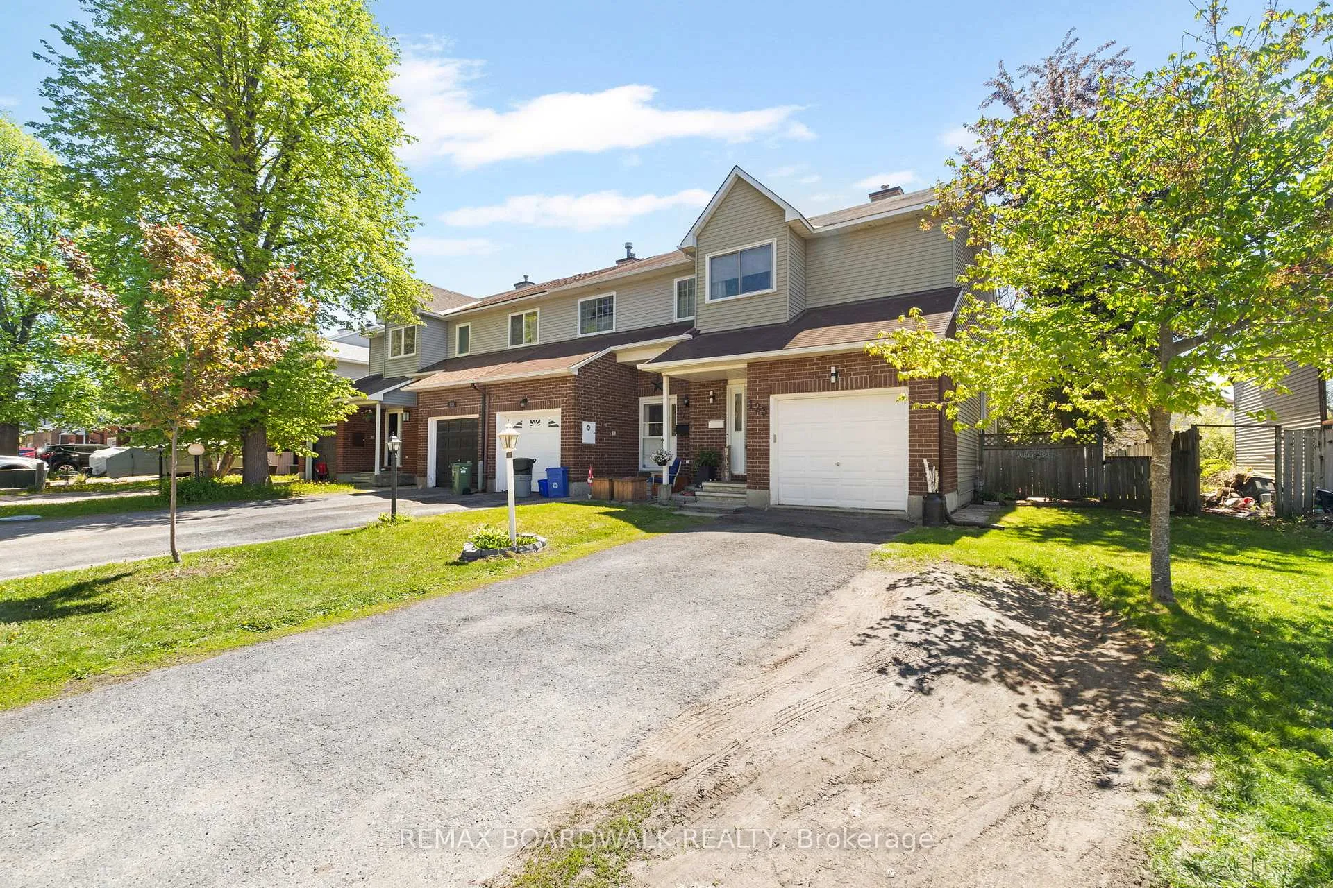 Photo 2 of 123 Halley Street, Ottawa, Barrhaven - Heritage Park — HOMEH