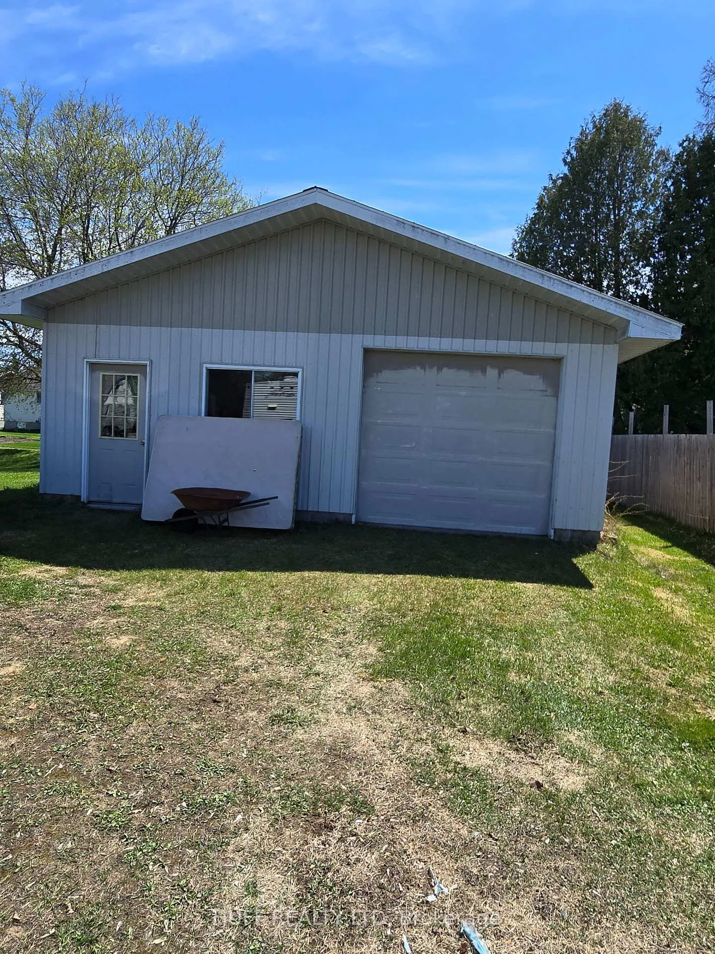 Photo 1 of 116 4th Avenue, Englehart — HOMEH