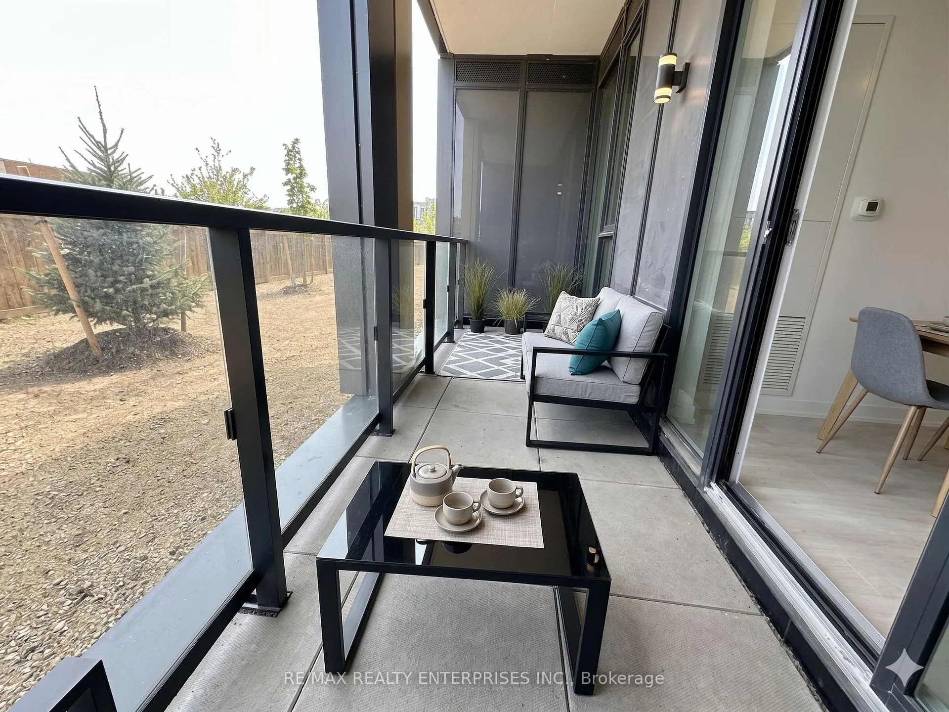 Photo 10 of Unit 114, 4878 Powers Common, Burlington, Alton — HOMEH