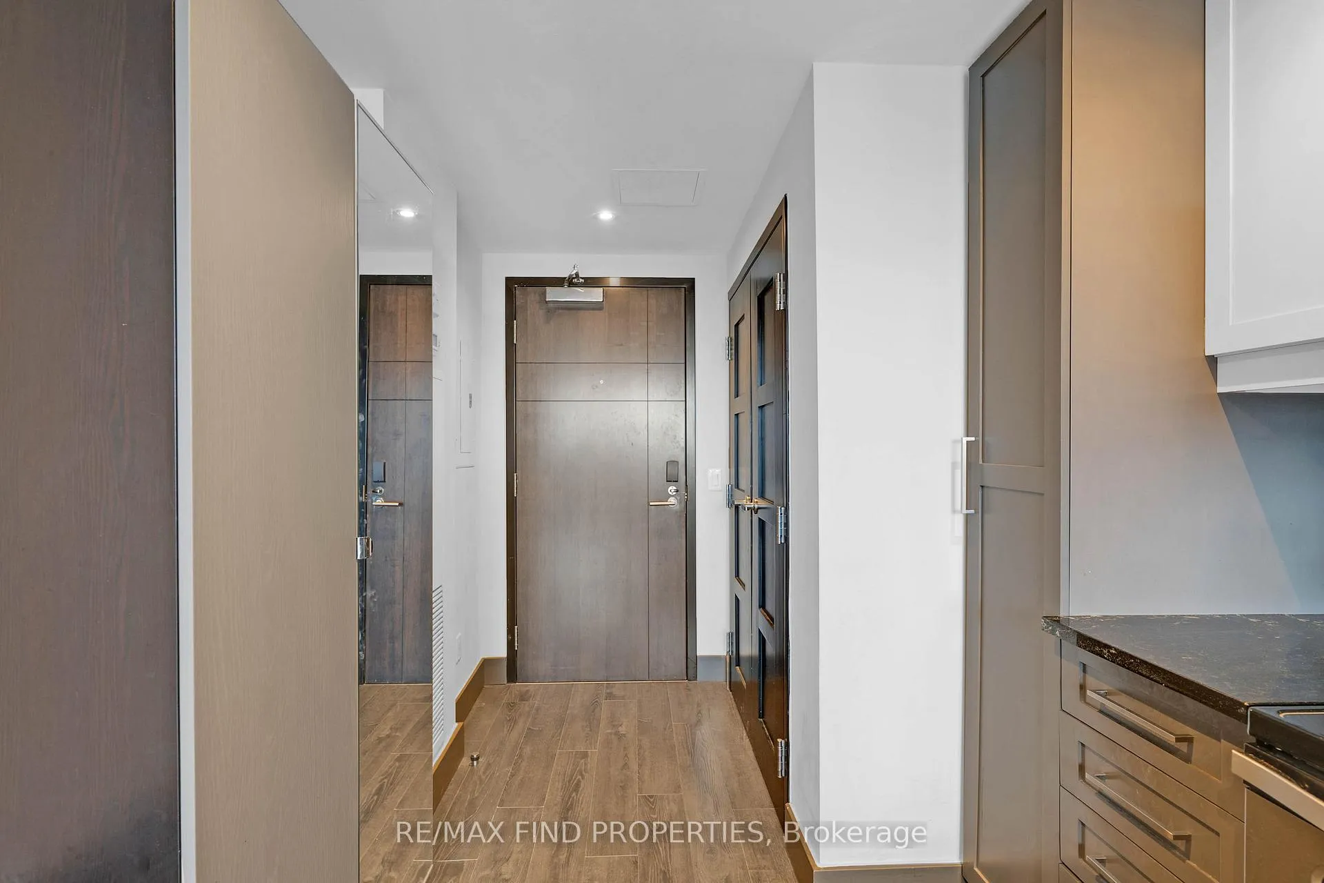 Photo 13 of Unit 2709, 330 Phillip Street, Waterloo — HOMEH