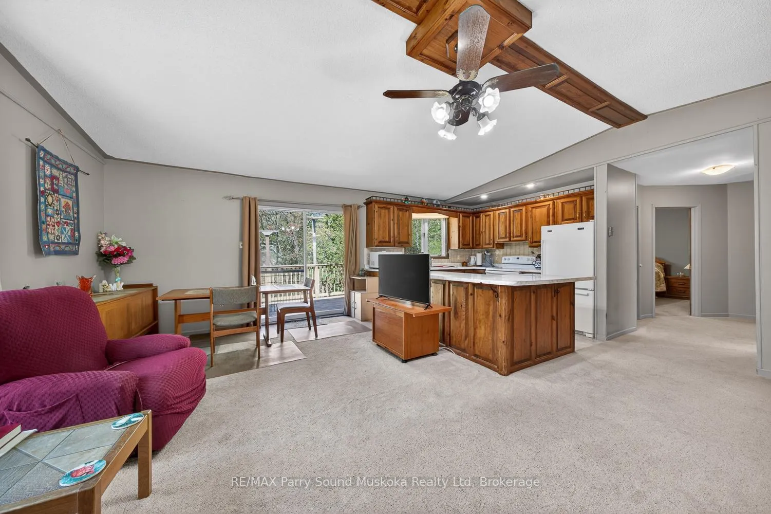 Photo 13 of 29 Stoneman Drive, Seguin — HOMEH