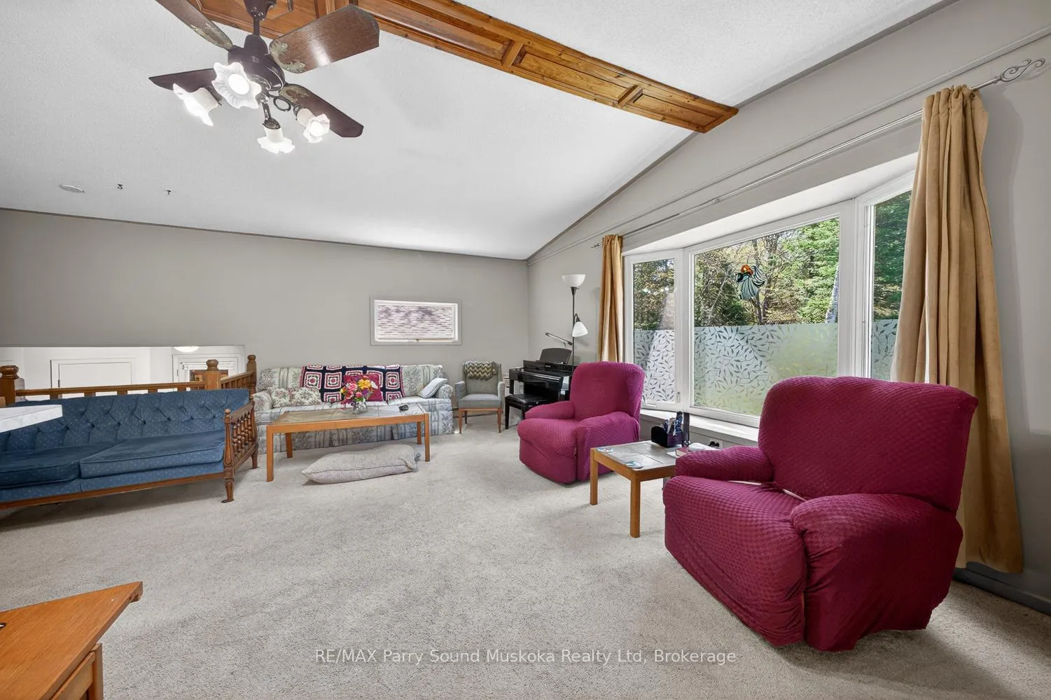 Photo 14 of 29 Stoneman Drive, Seguin — HOMEH