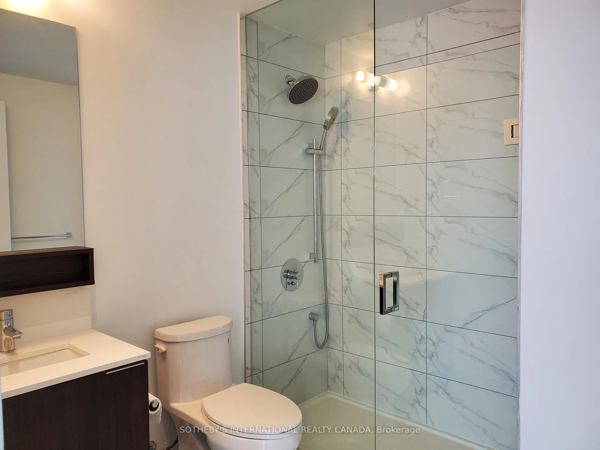 Photo 5 of Unit 4102, 5 Buttermill Avenue, Vaughan, Concord — HOMEH