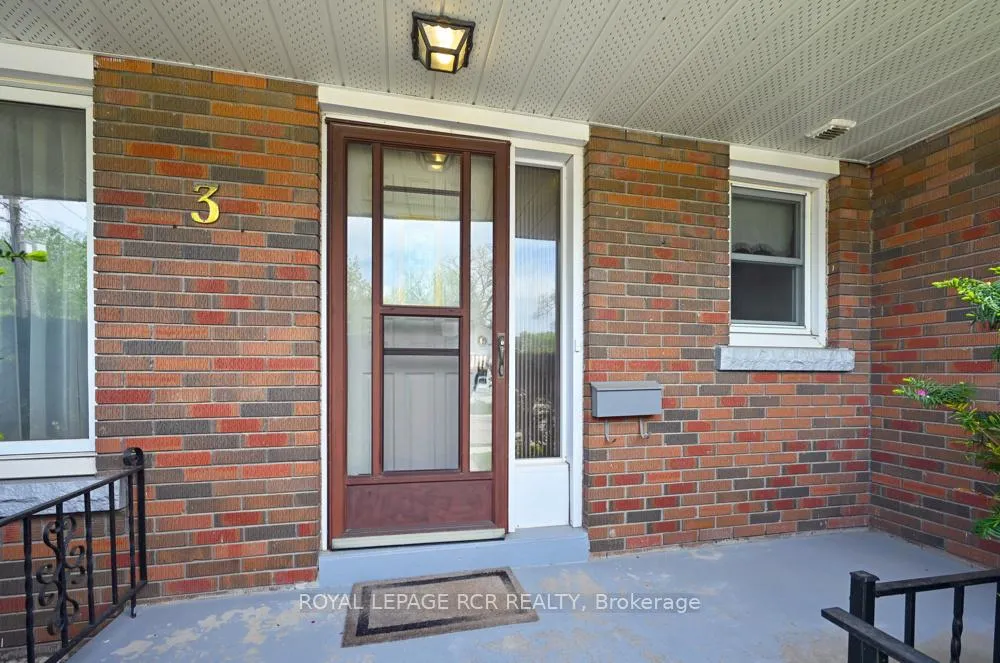 Photo 4 of 3 Sullivan Drive, New Tecumseth, Tottenham — HOMEH