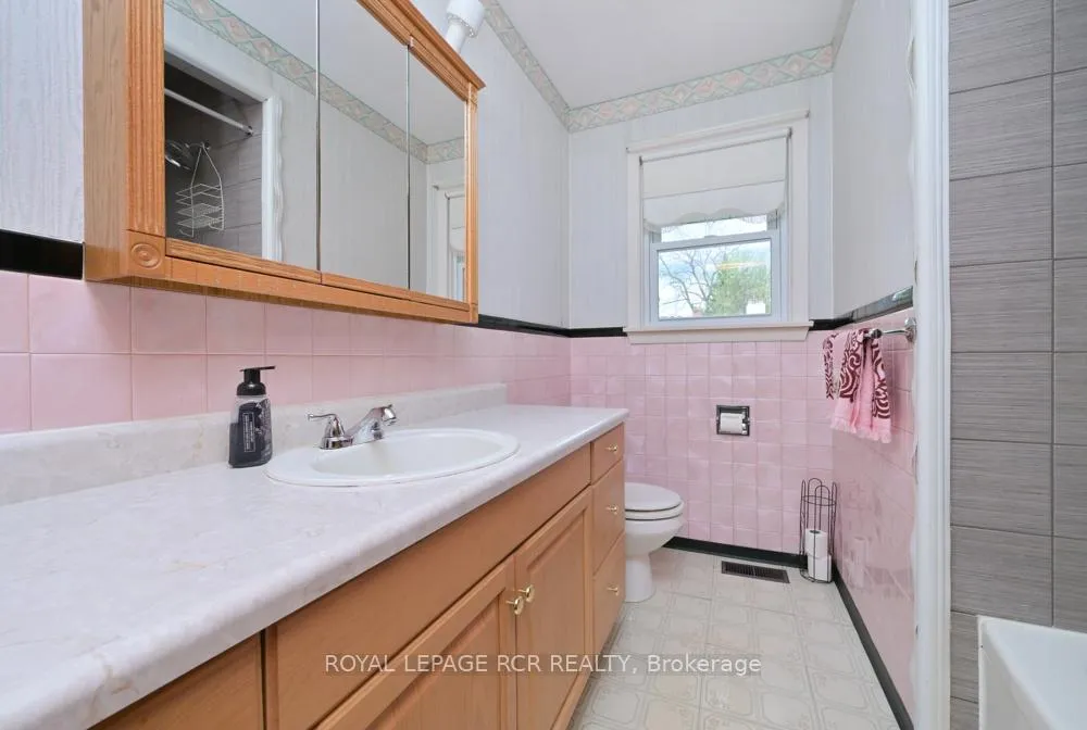 Photo 19 of 3 Sullivan Drive, New Tecumseth, Tottenham — HOMEH