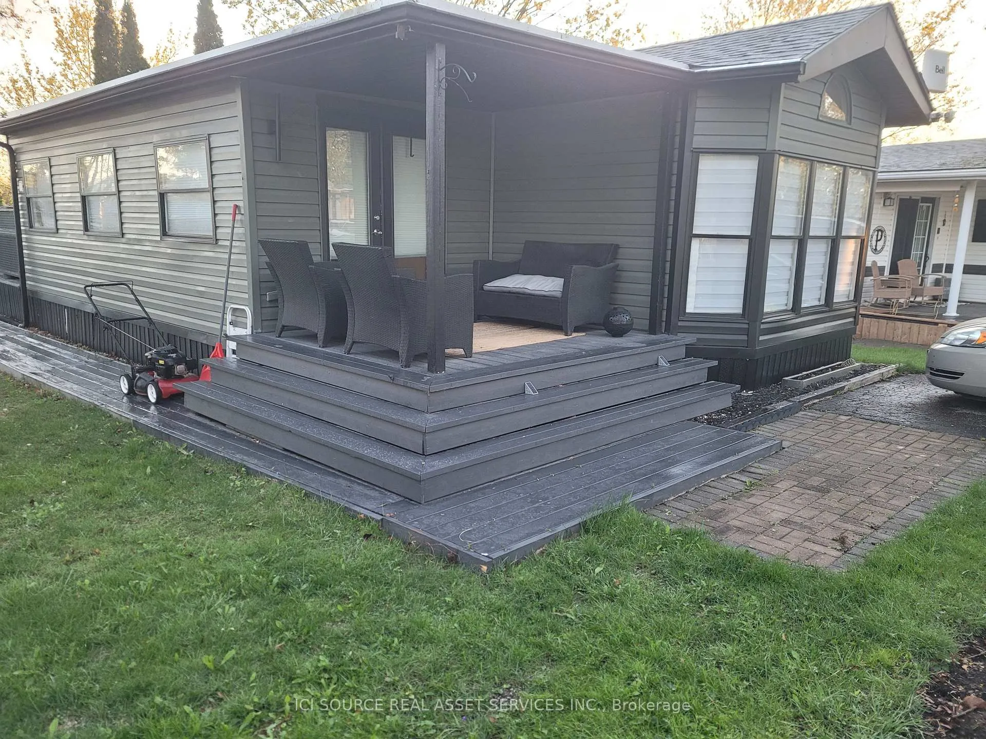 Photo 3 of Unit 356, 580 Beaver Creek Road, Waterloo, Columbia Forest — HOMEH