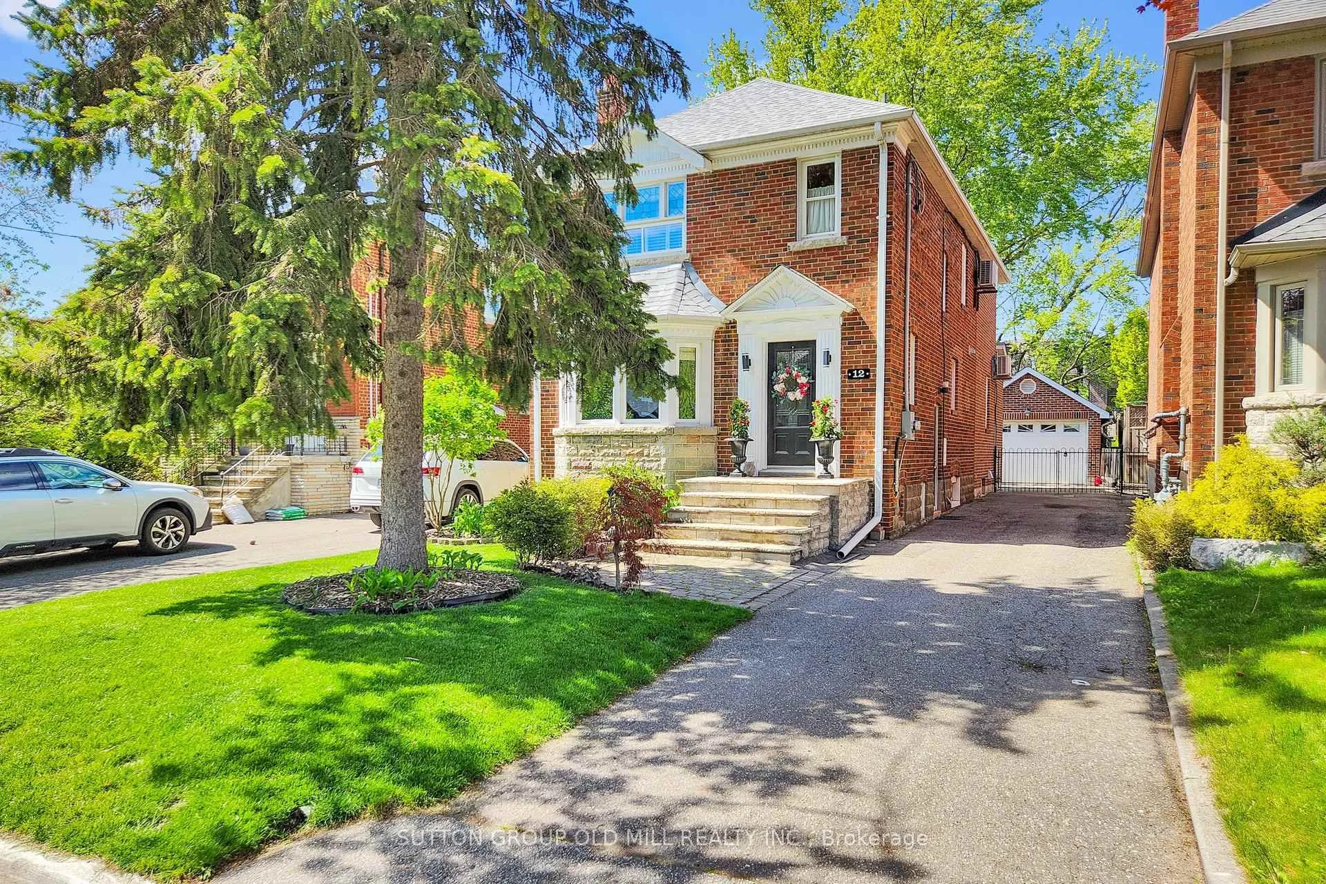 Photo 1 of 12 Jasmine Avenue, Etobicoke, Long Branch — HOMEH