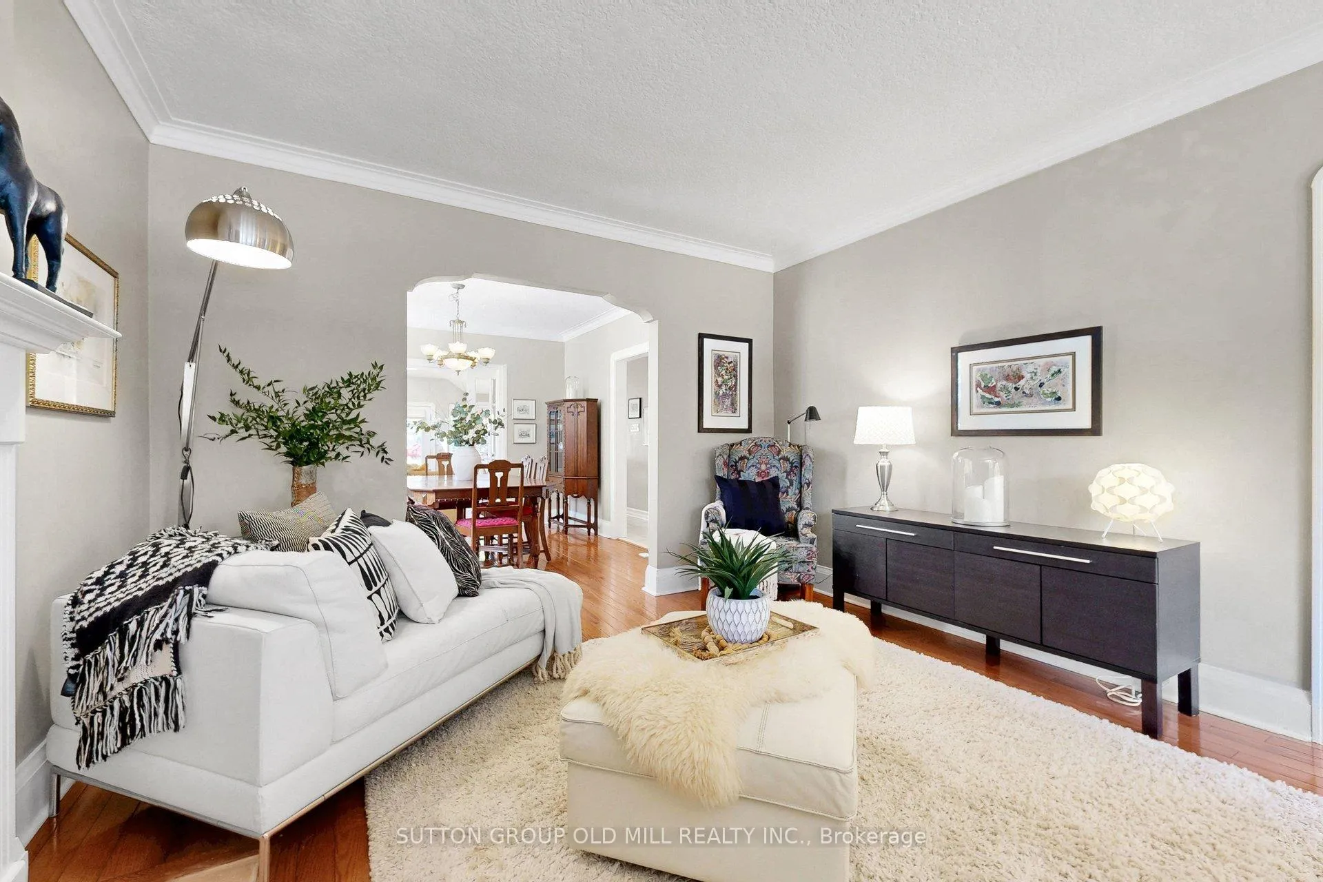 Photo 6 of 12 Jasmine Avenue, Etobicoke, Long Branch — HOMEH