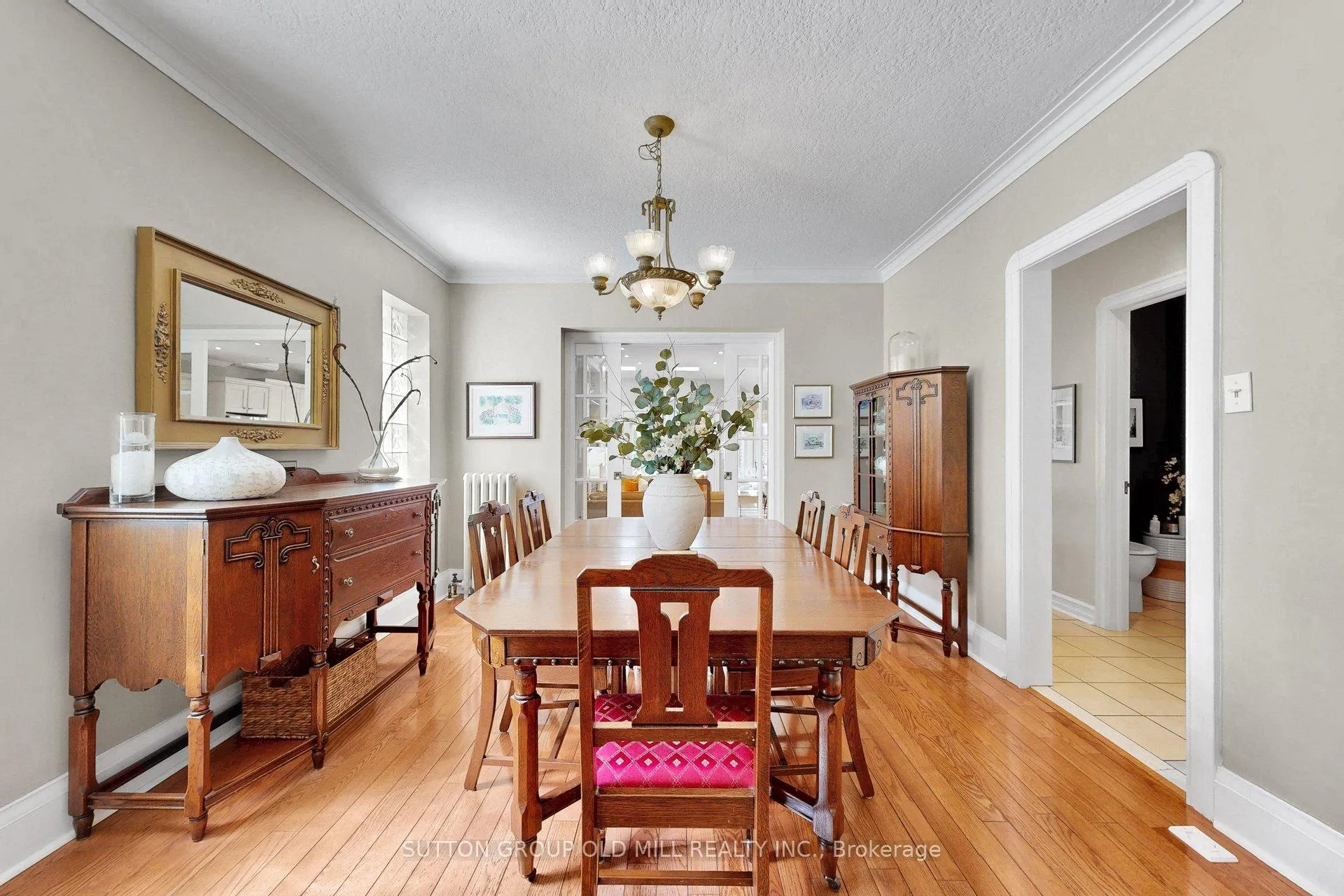 Photo 8 of 12 Jasmine Avenue, Etobicoke, Long Branch — HOMEH