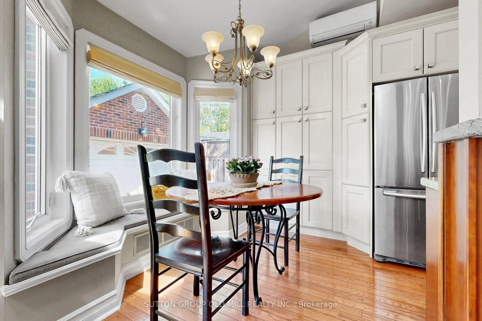 Photo 16 of 12 Jasmine Avenue, Etobicoke, Long Branch — HOMEH