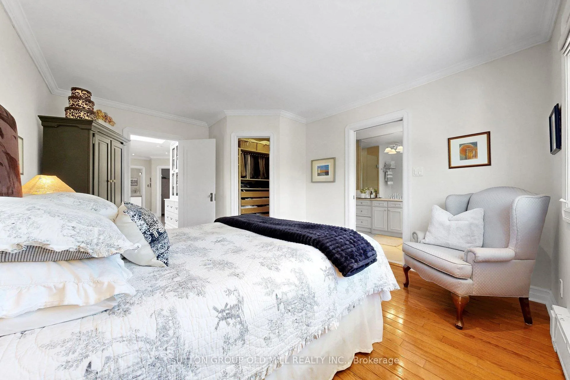 Photo 21 of 12 Jasmine Avenue, Etobicoke, Long Branch — HOMEH