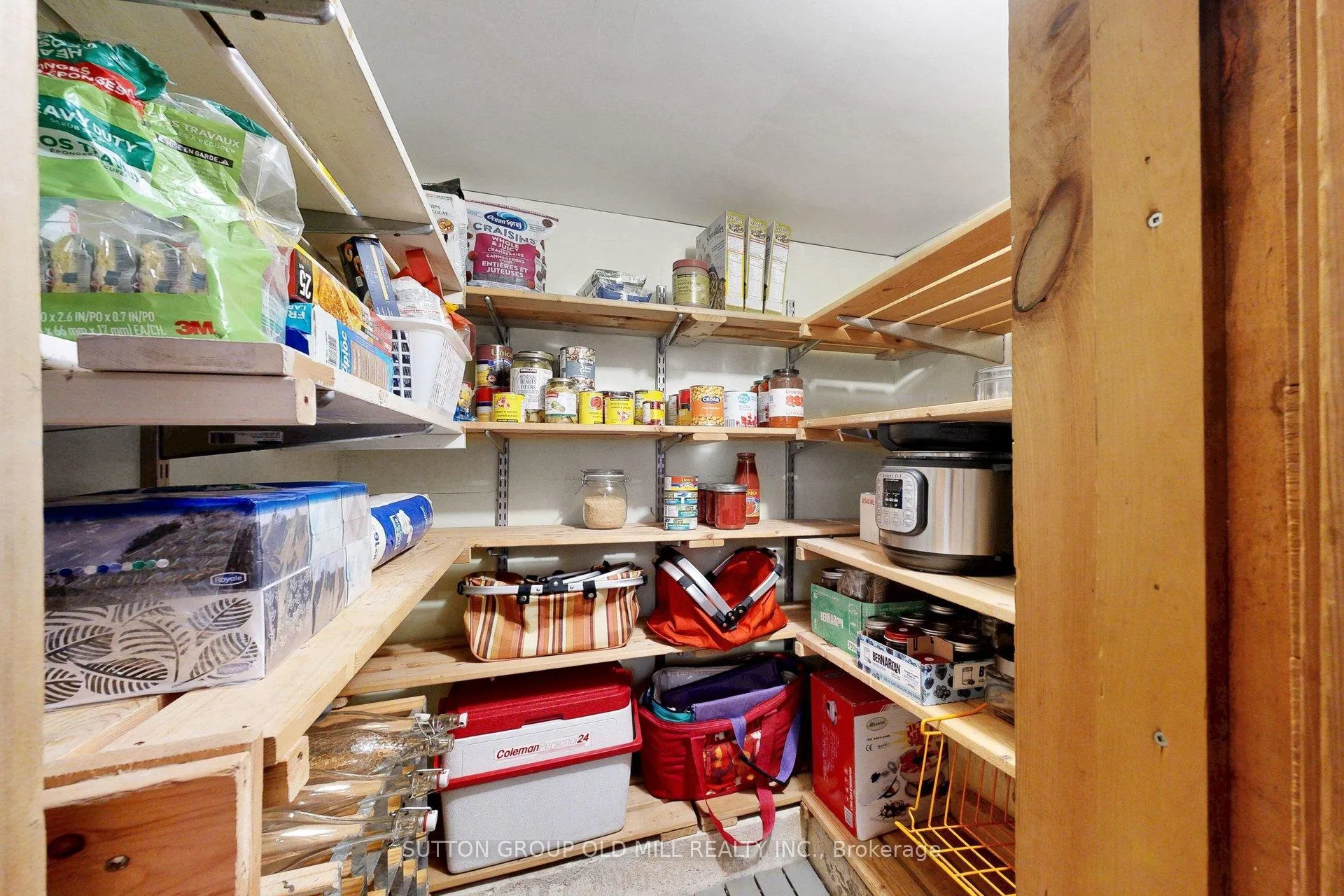 Photo 35 of 12 Jasmine Avenue, Etobicoke, Long Branch — HOMEH