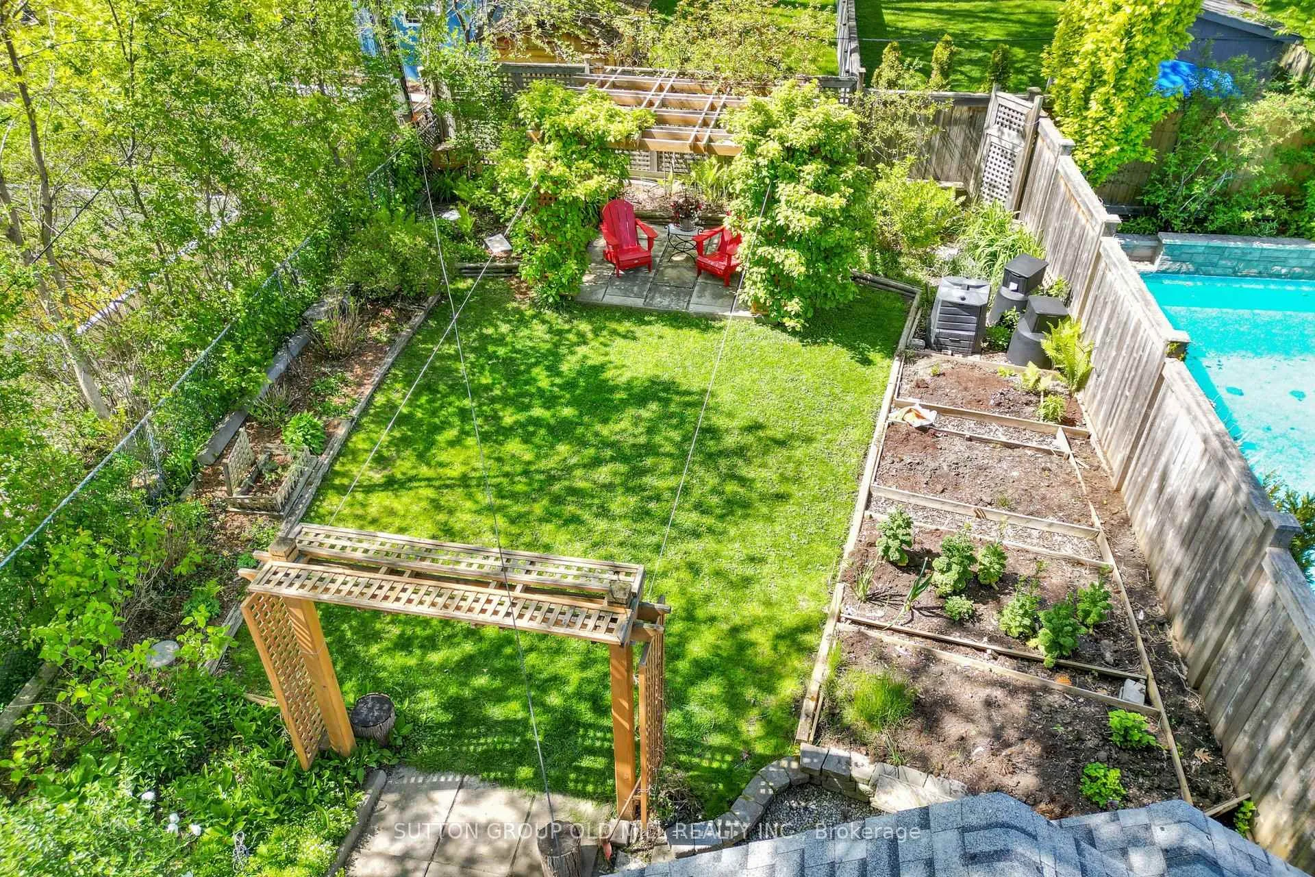 Photo 45 of 12 Jasmine Avenue, Etobicoke, Long Branch — HOMEH