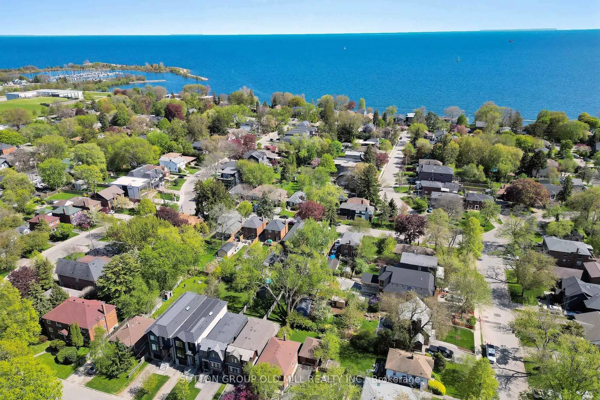 Photo 46 of 12 Jasmine Avenue, Etobicoke, Long Branch — HOMEH