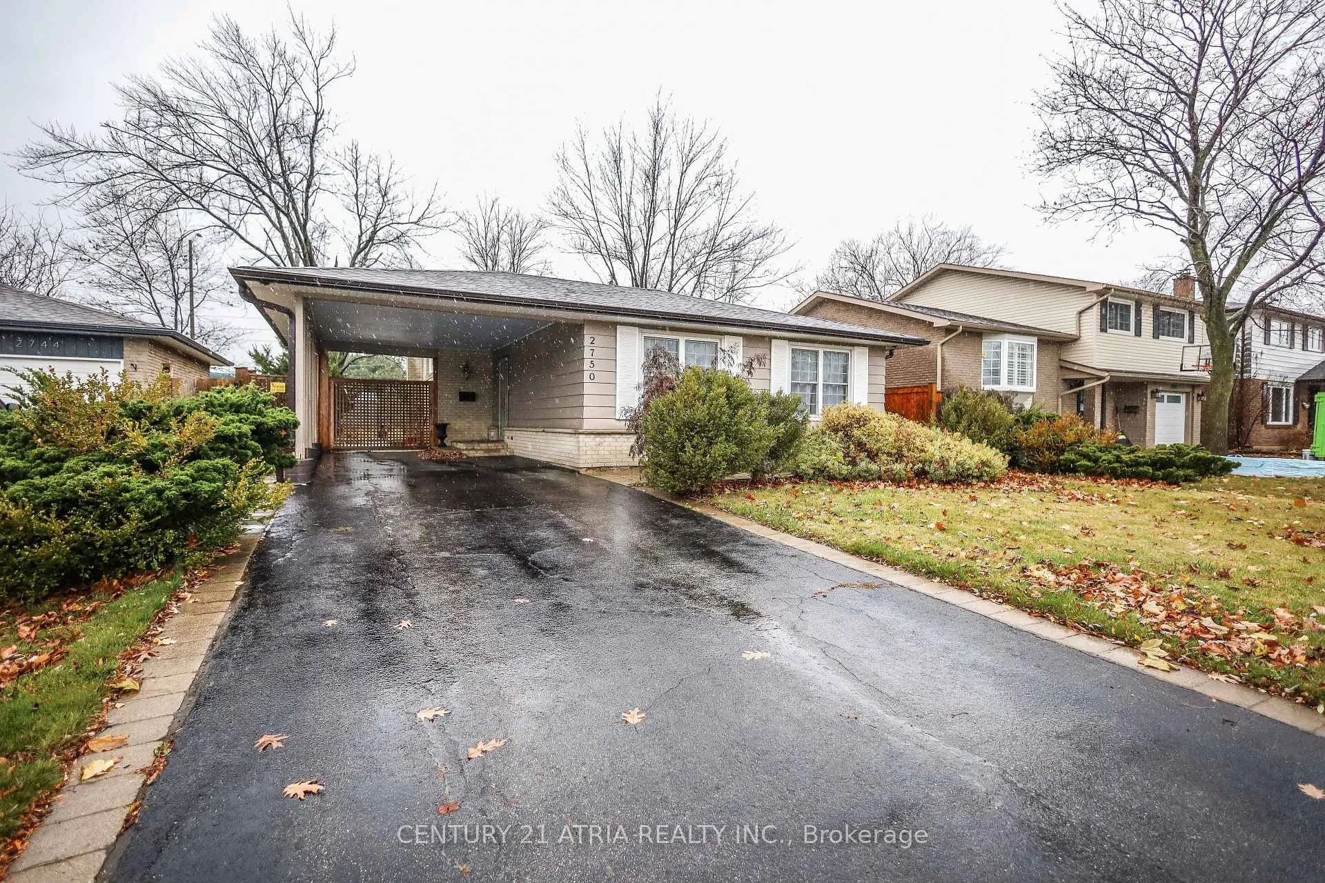 Photo 1 of 2750 Barnstone Crescent, Mississauga, Sheridan — HOMEH