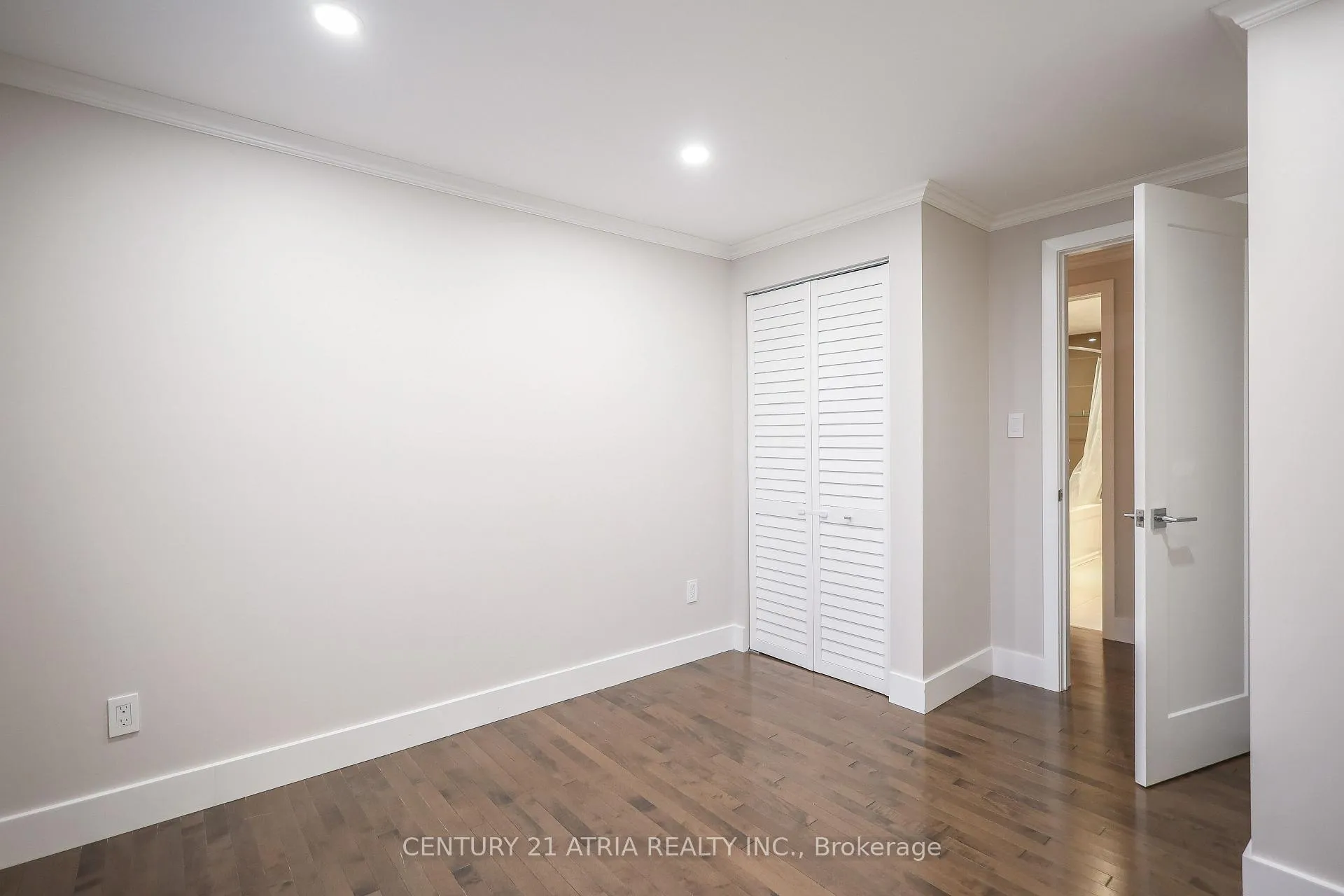 Photo 18 of 2750 Barnstone Crescent, Mississauga, Sheridan — HOMEH
