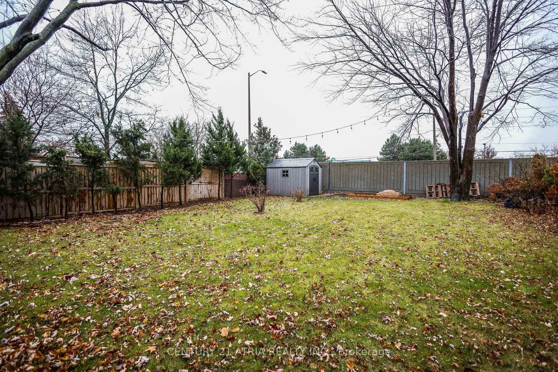 Photo 32 of 2750 Barnstone Crescent, Mississauga, Sheridan — HOMEH