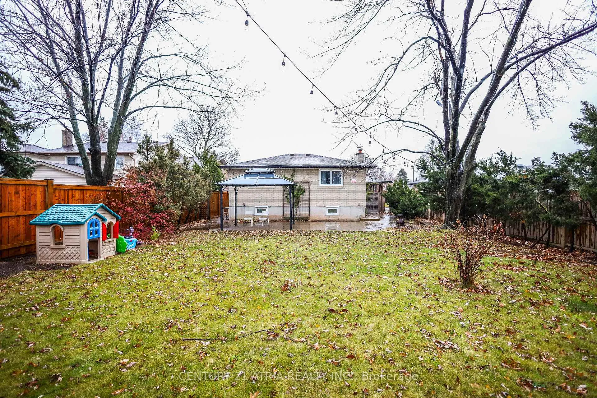 Photo 34 of 2750 Barnstone Crescent, Mississauga, Sheridan — HOMEH