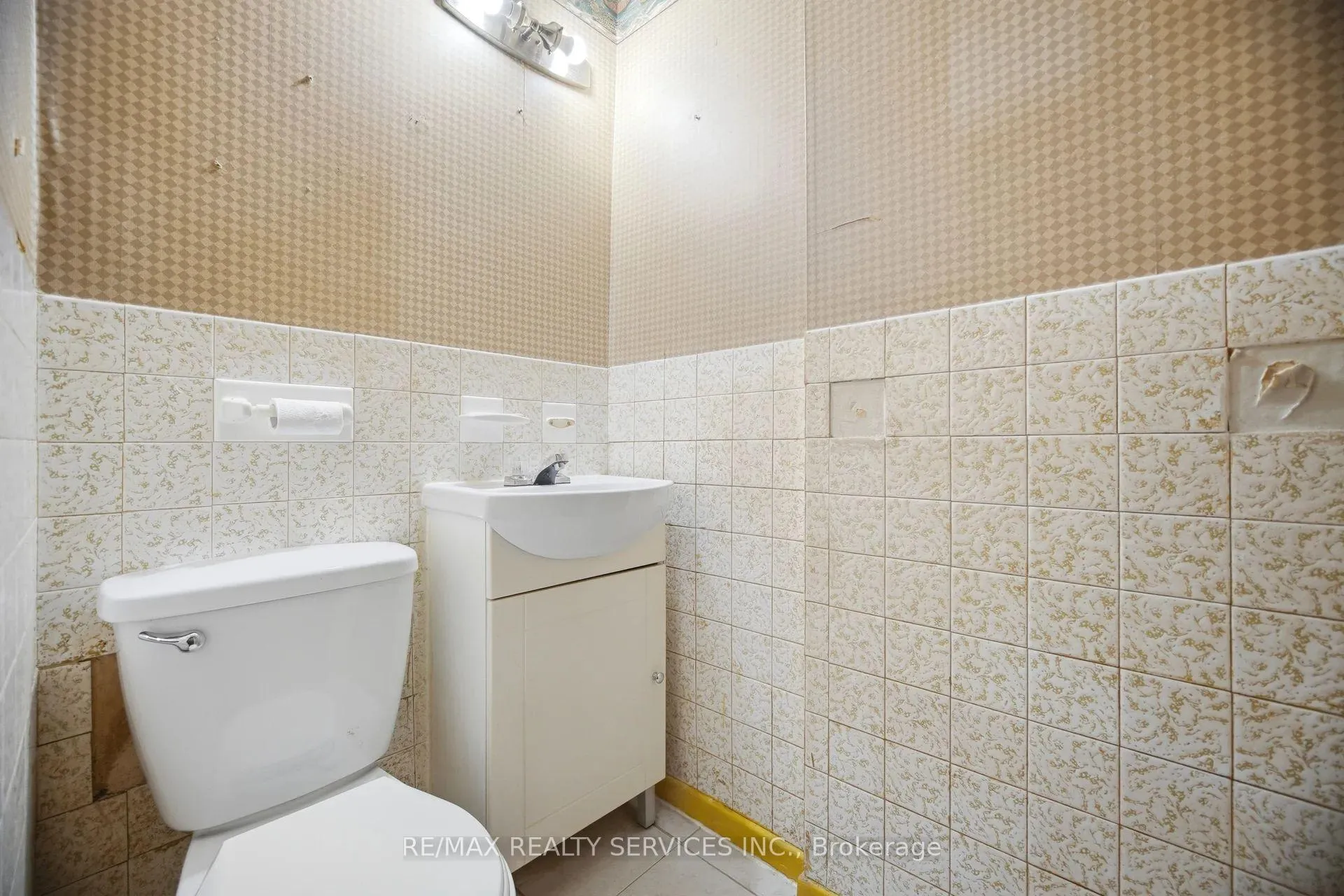 Photo 43 of 27 Hadrina Street, Brampton, Northwood Park — HOMEH