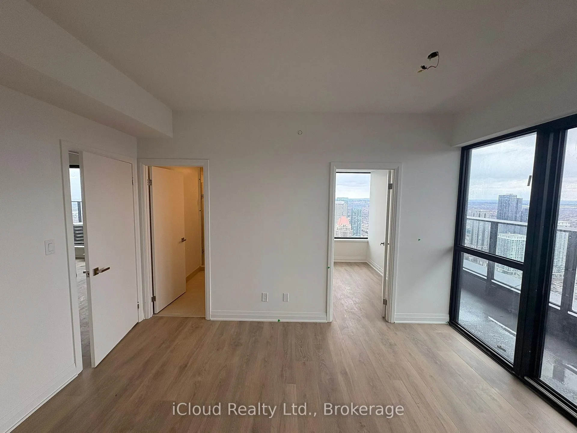 Photo 9 of Unit 4907, 4015 The Exchange, Mississauga, City Centre — HOMEH