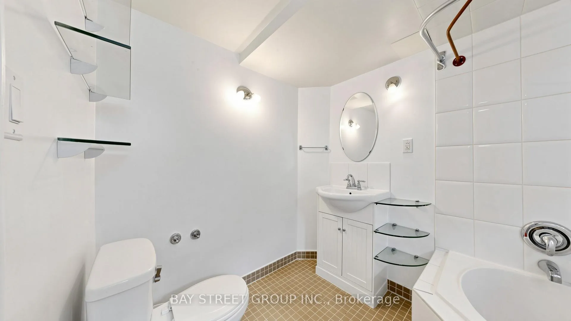Photo 19 of Unit Bsmt, 31 Compton Drive, Scarborough, Wexford-Maryvale — HOMEH