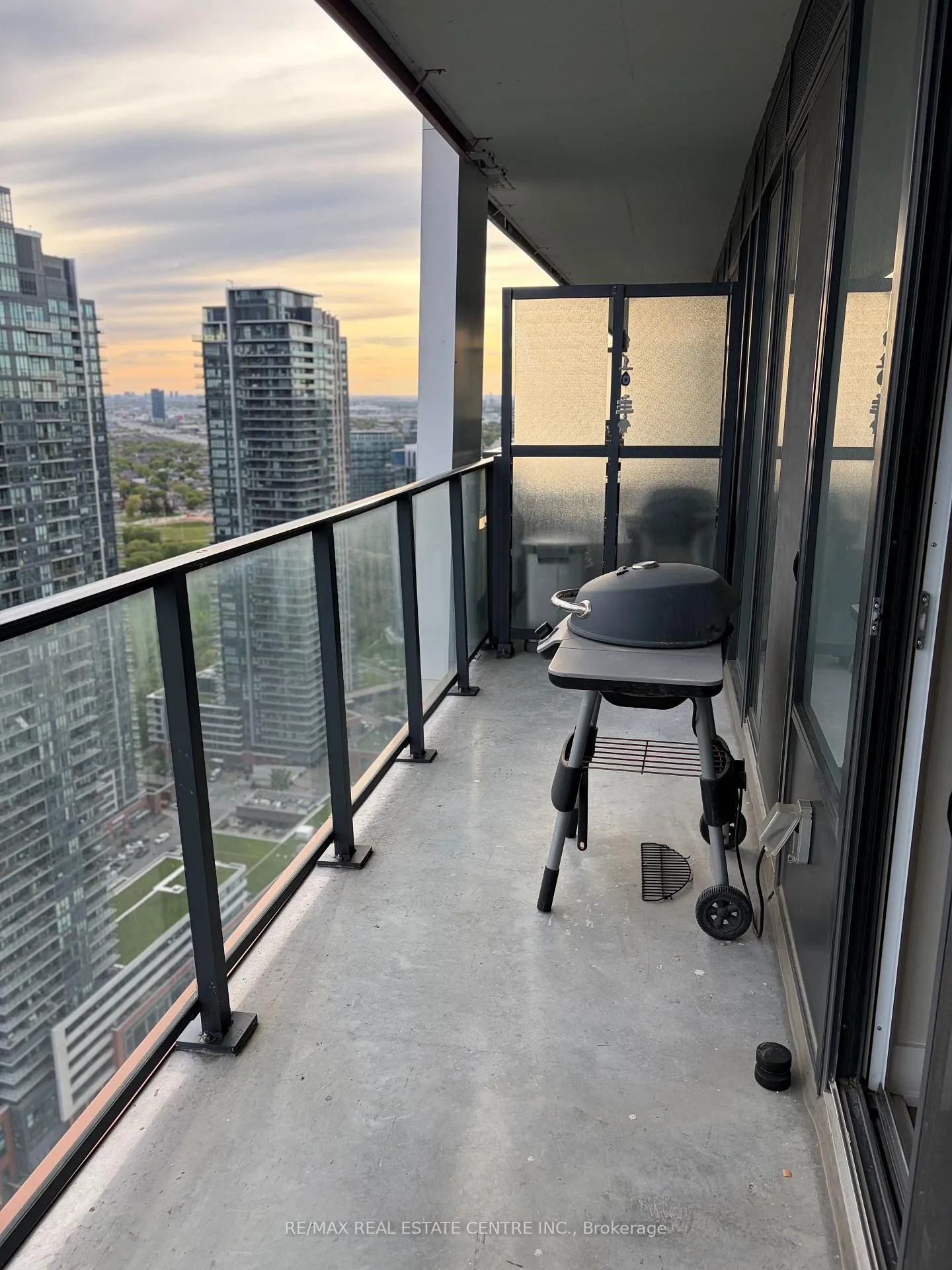 Photo 17 of Unit 3818, 30 Shore Breeze Drive, Etobicoke, Mimico — HOMEH