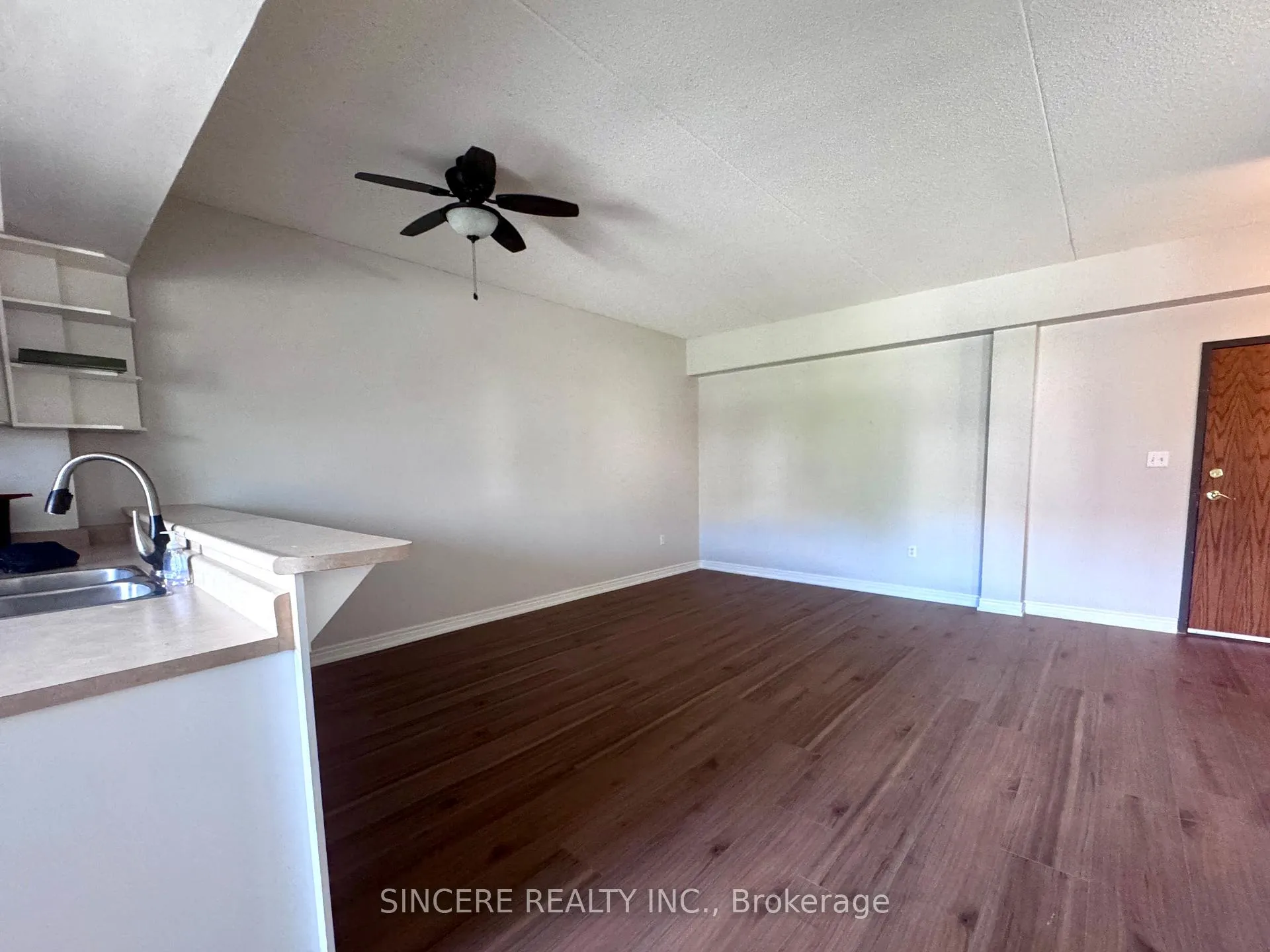 Photo 11 of Unit 211, 4006 Kilmer Drive, Burlington, Tansley — HOMEH