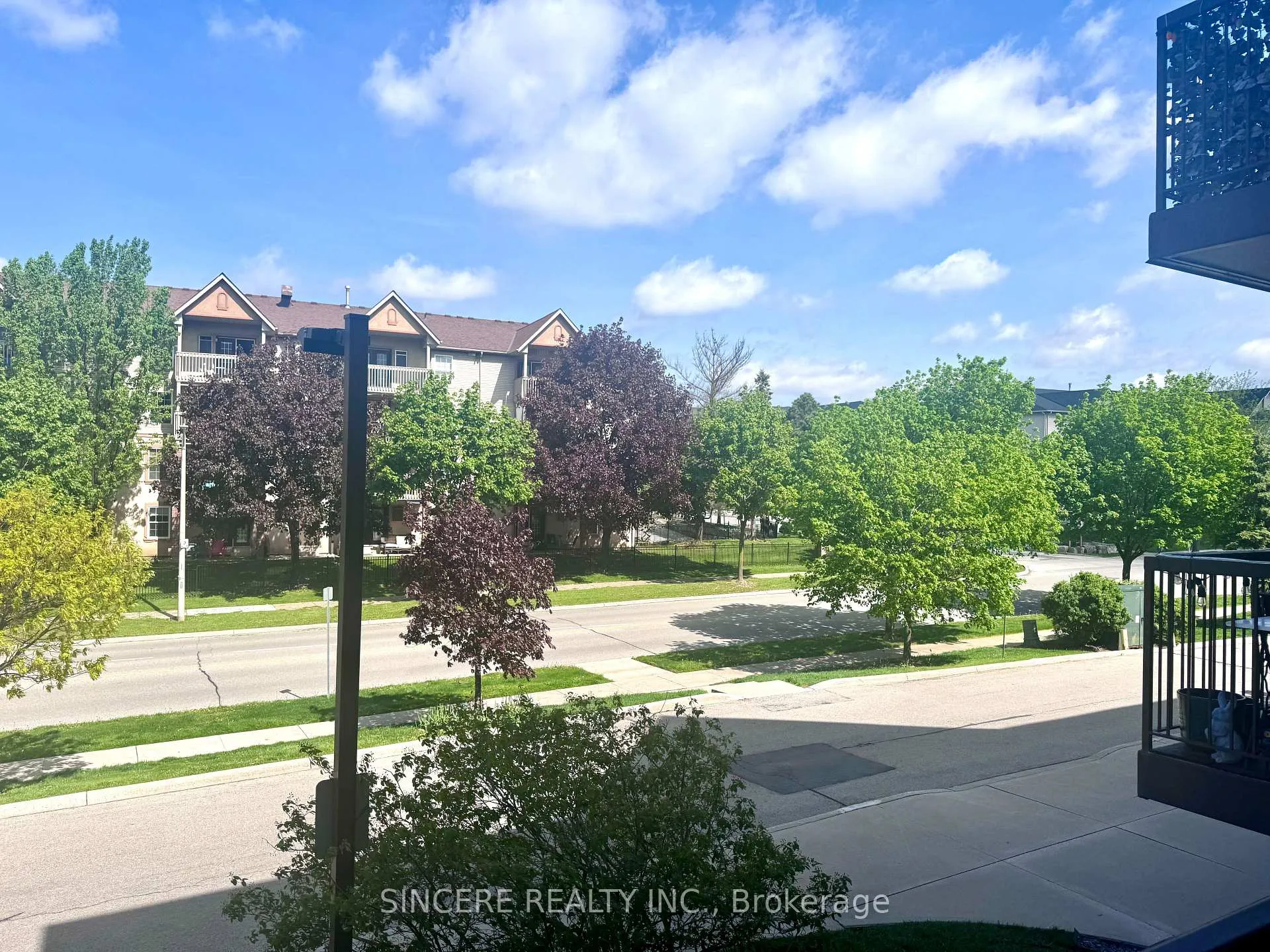 Photo 14 of Unit 211, 4006 Kilmer Drive, Burlington, Tansley — HOMEH