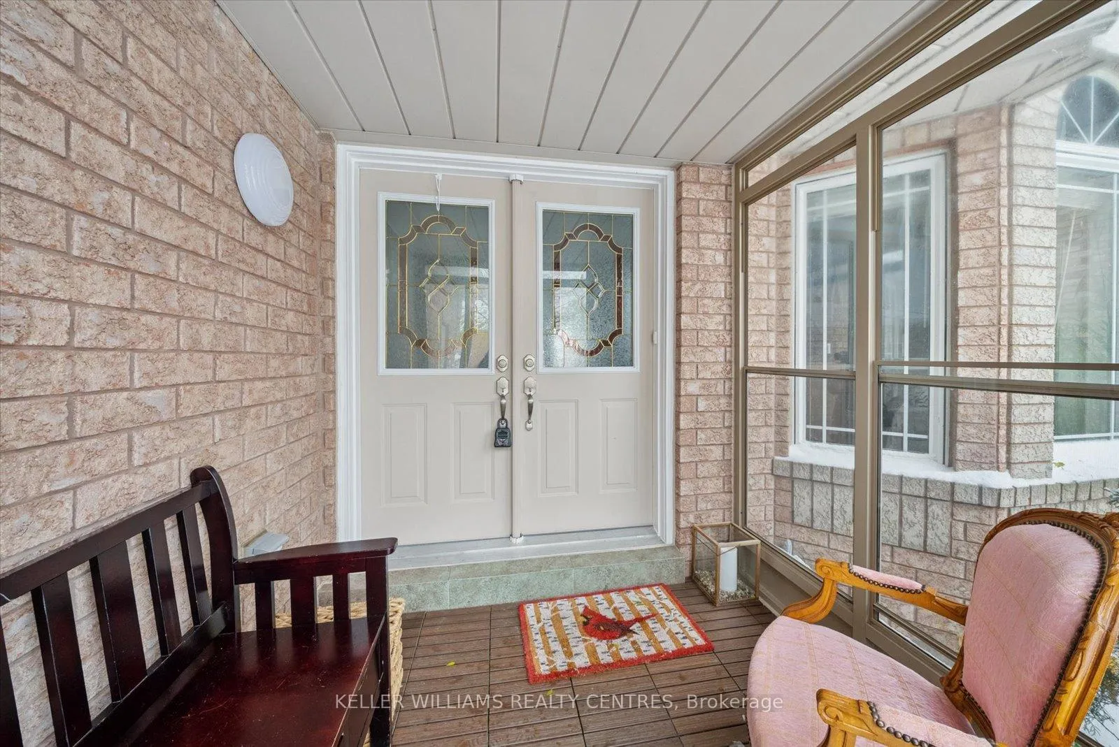 Photo 4 of 76 Kerfoot Crescent, Georgina, Historic Lakeshore Communities — HOMEH