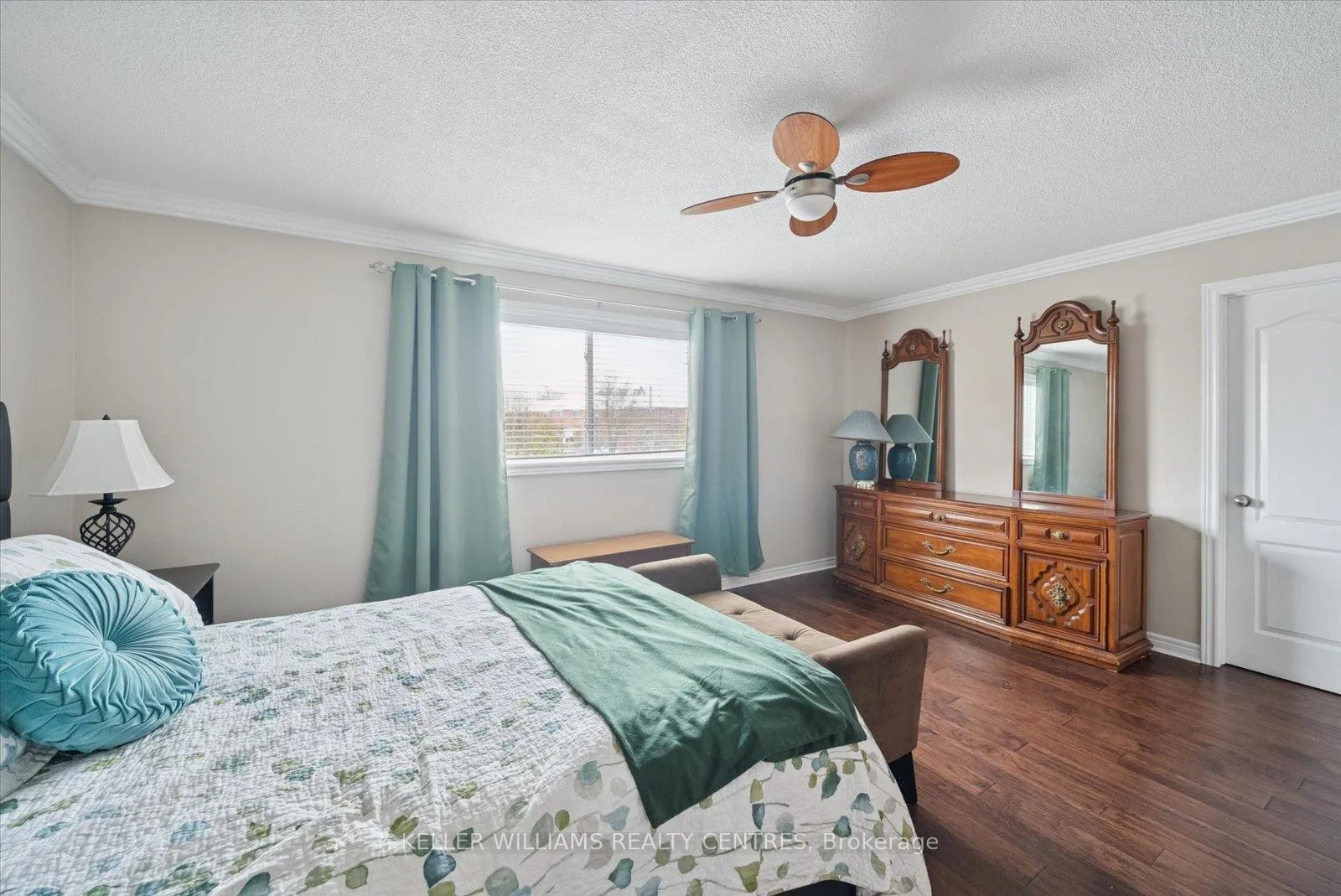 Photo 15 of 76 Kerfoot Crescent, Georgina, Historic Lakeshore Communities — HOMEH