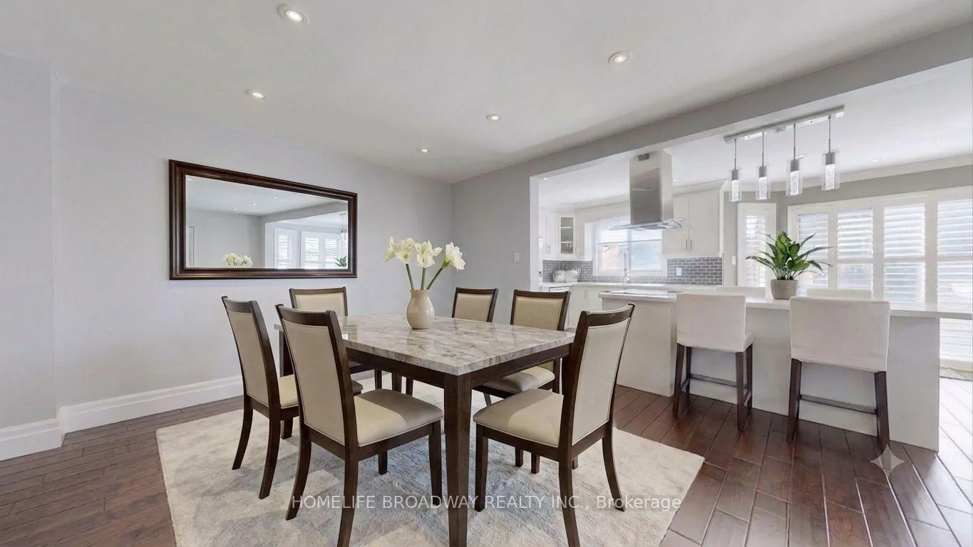 Photo 31 of 96 Echo Ridge Crescent, Vaughan, Sonoma Heights — HOMEH